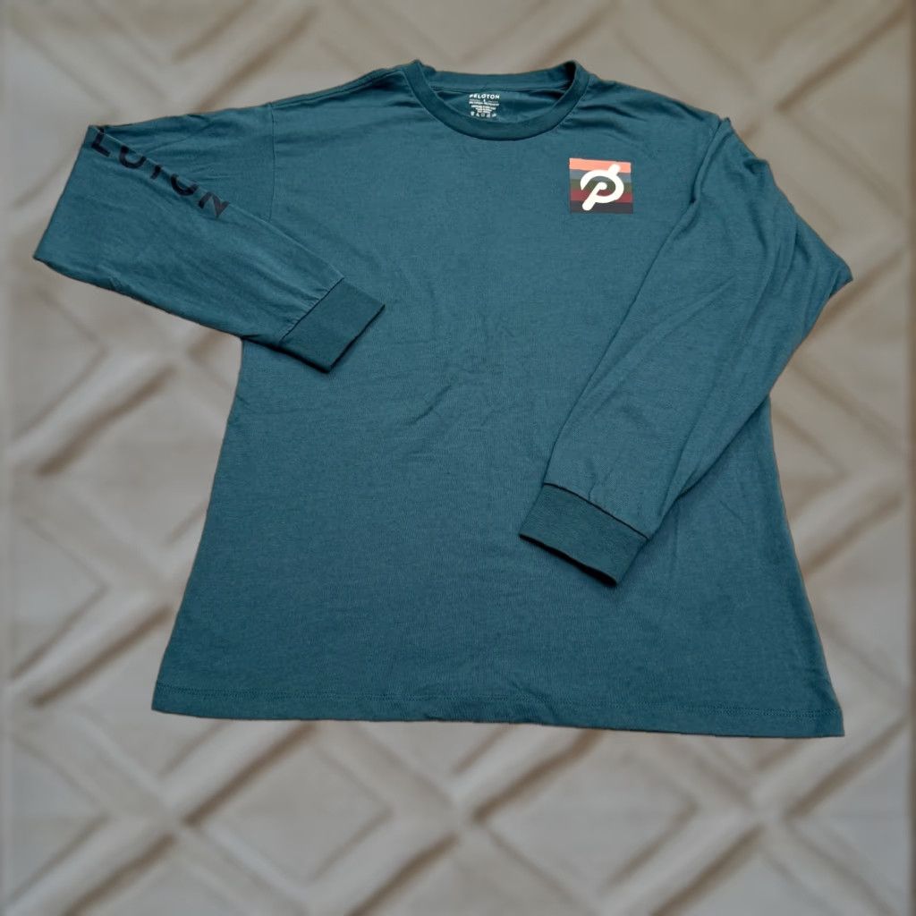 Rainbow Peloton Rainbow Graphic Long Sleeve T-Shirt Mens Small Teal Green Crew Neck Tee - Green - Peloton Shirt - Mens S - Rainbow Colors - 90s Vibe Theme Size US S / EU 44-46 / 1 - 1 Thumbnail