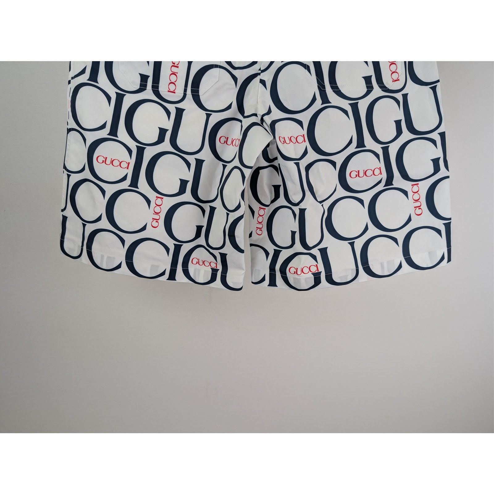 Gucci o1rshd1 GG Magazine Maxi on PL Print Short Pant Shorts White Size US 34 / EU 50 - 12 Thumbnail