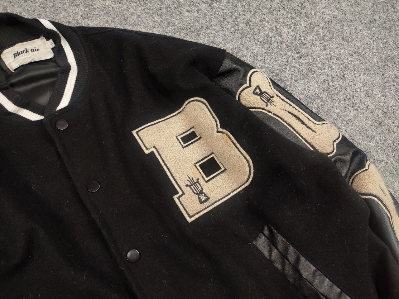 Vintage Vintage Bones Japan Skeleton Letterman Varsity Bomber Jacket Size US M / EU 48-50 / 2 - 12 Thumbnail