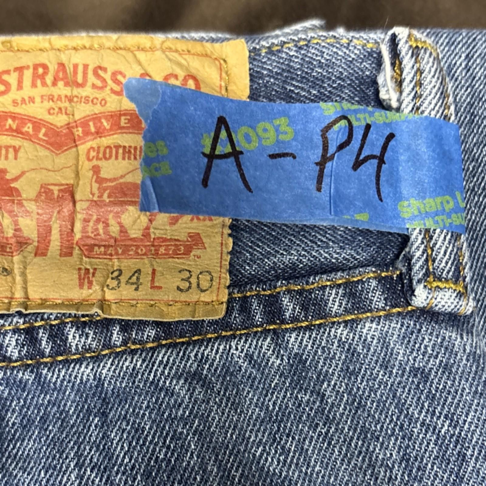 Levi's Levi's Straight Jeans 34x30 Medium Wash 5 ButtonFront Size US 34 / EU 50 - 9 Thumbnail