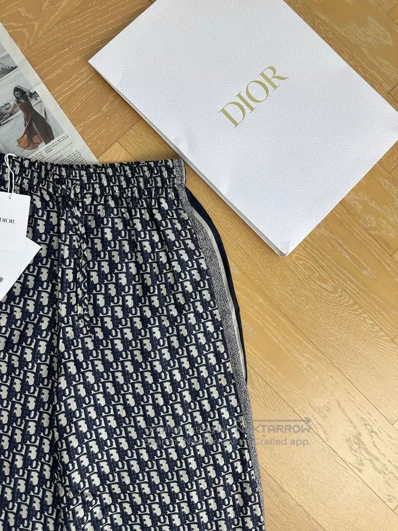 Dior Dior 25-year-old new twill Oblique printed mid-waist elast Size 42" / US 20 - 5 Thumbnail