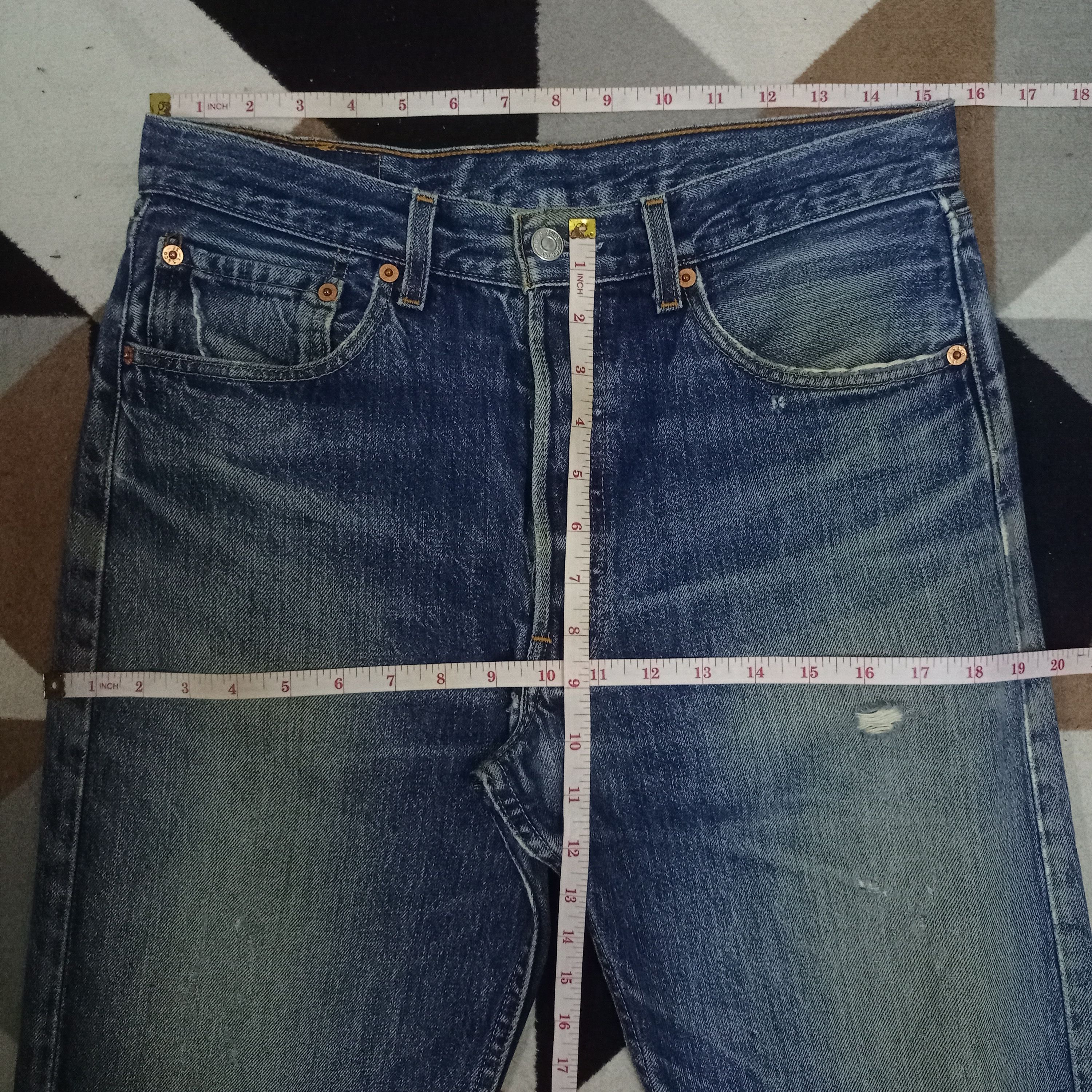Levi's Europe Vintage 80s Levis 501 Mud Wash Distressed Loose Jeans Size US 31 - 9 Thumbnail