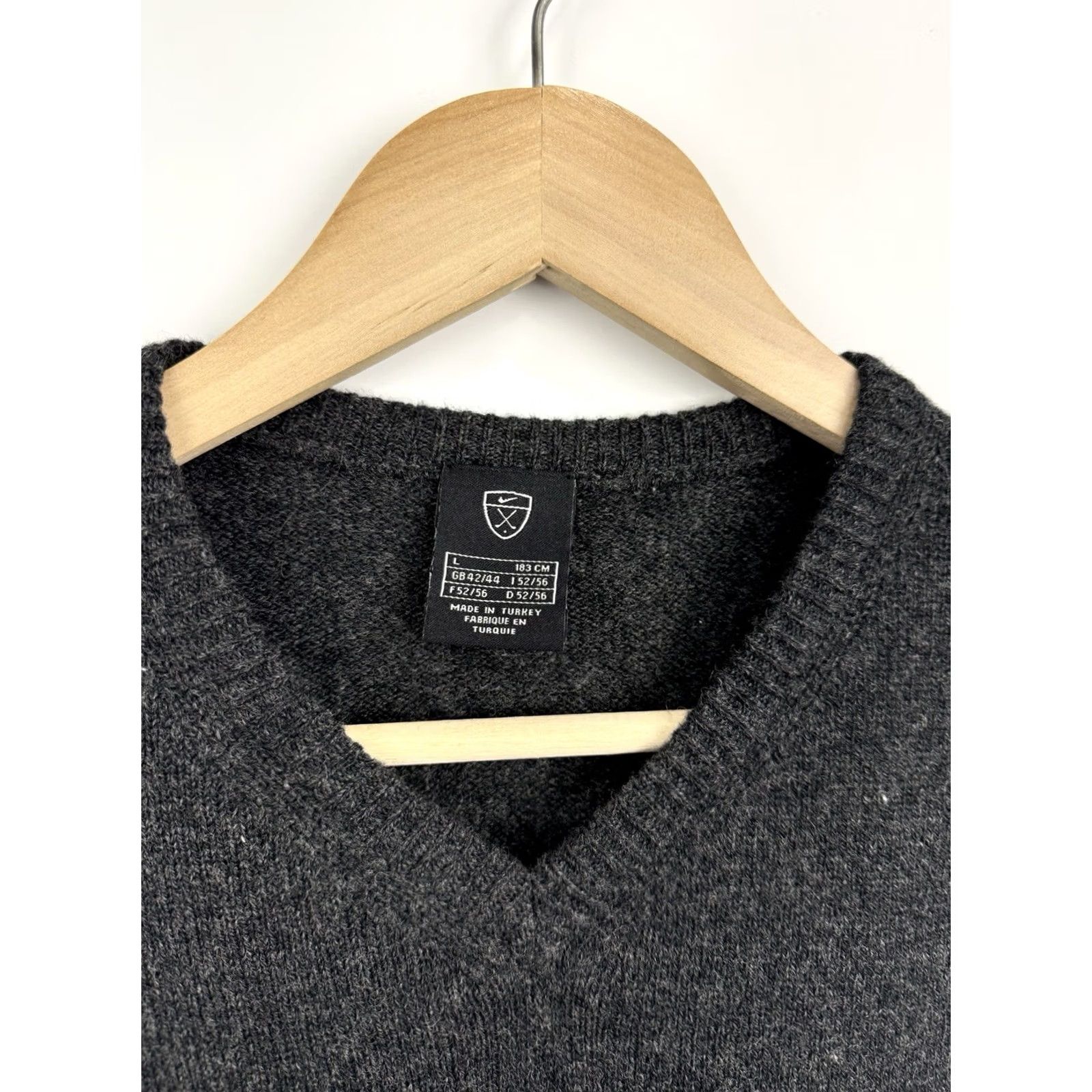 Nike VINTAGE 90s Nike Golf Vest Wool Size L Gray Swoosh Logo Y2K Rare Mens Size US S / EU 44-46 / 1 - 5 Thumbnail