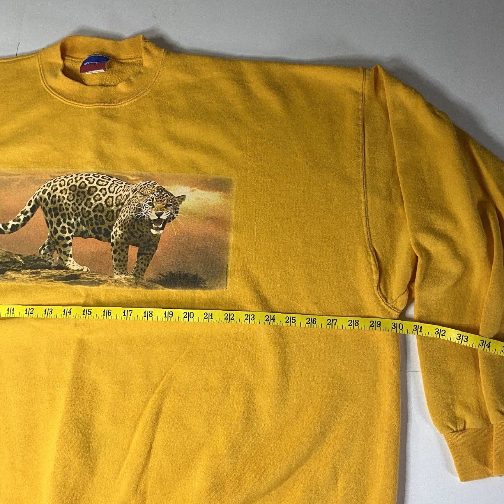 Champion VINTAGE Champion Animal Print Cheetah Crewneck Sweatshirt 3XL 3TG 3EG Unisex Adults Size US XXL / EU 58 / 5 - 5 Thumbnail