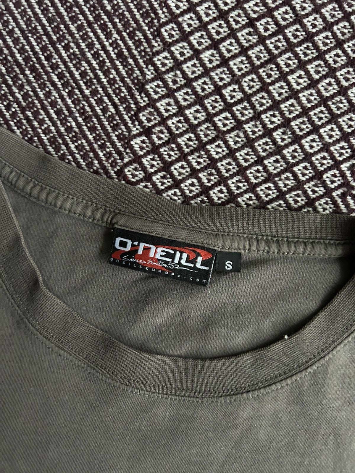 O'Neill Vintage Oneill 90s T-shirt Big Logo Back Print Y2k Archive Size US S / EU 44-46 / 1 - 3 Thumbnail