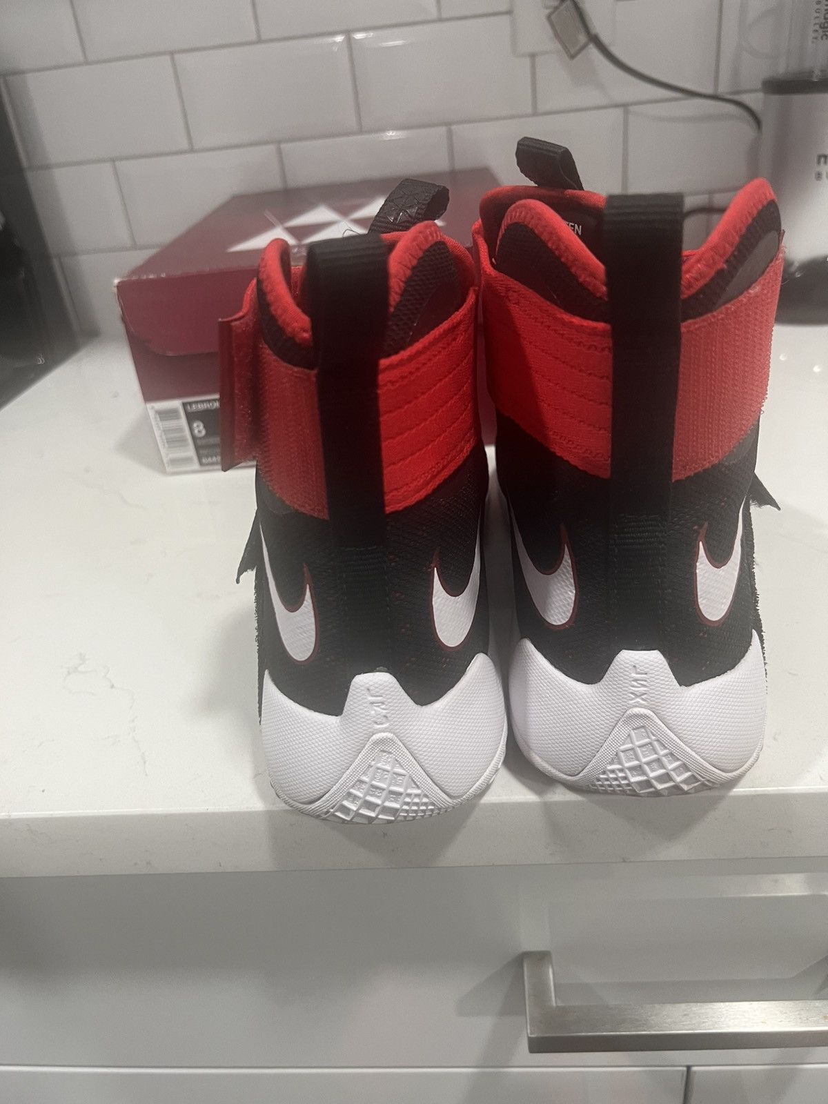 Nike Nike LeBron soldier 10 Size US 8 / EU 41 - 4 Thumbnail