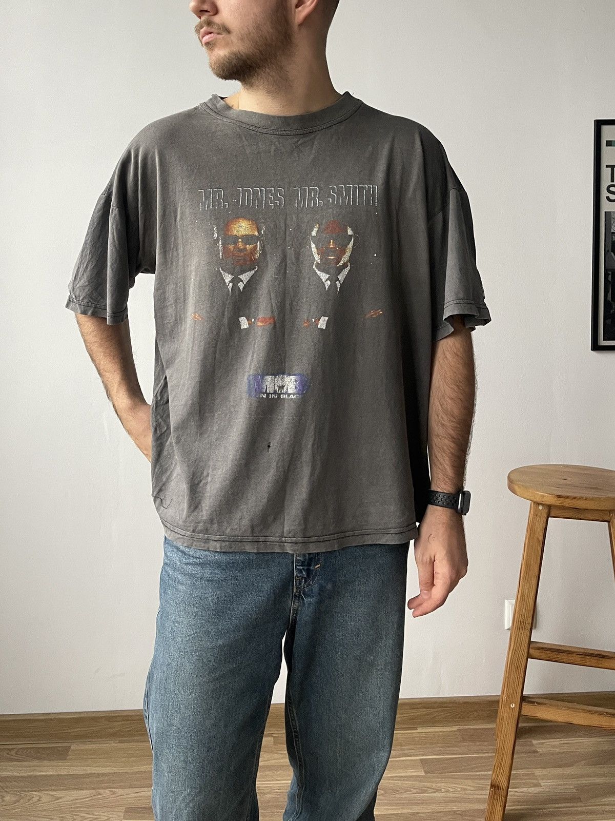 Vintage Rare Vintage Men in Black 1997 Tshirt XL Size US XL / EU 56 / 4 - 1 Thumbnail
