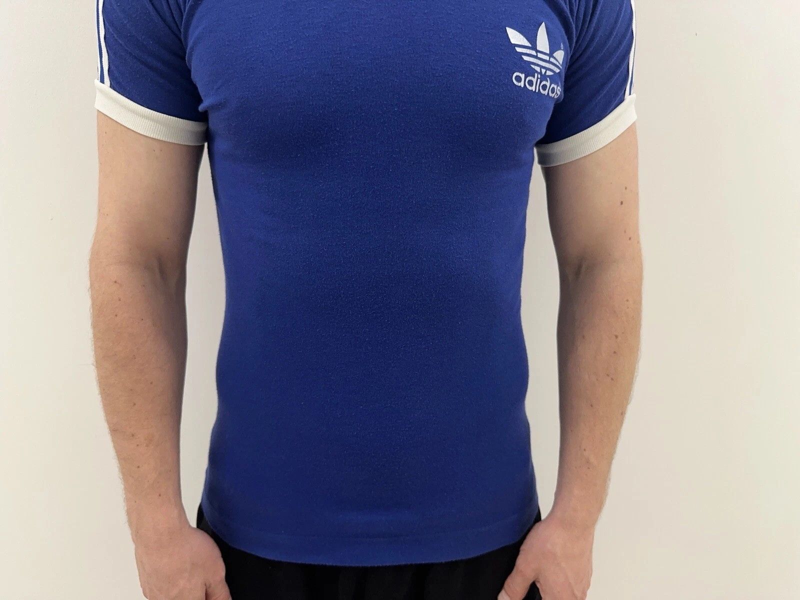 Adidas Vintage 1980s Adidas Hodr Shirt Tee Slim Fit made in Ireland Size US M / EU 48-50 / 2 - 6 Thumbnail