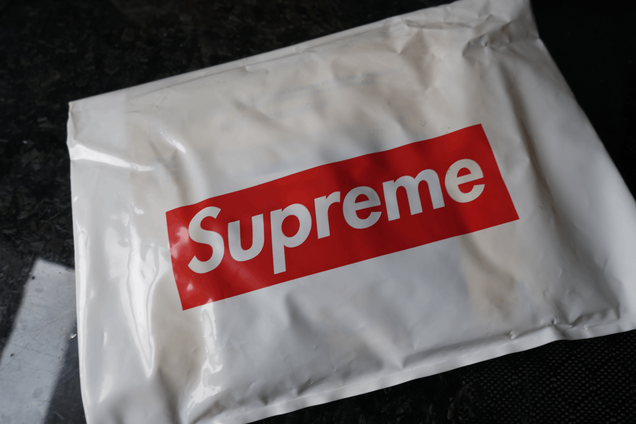 Supreme Supreme Marvin Gaye T Size US M / EU 48-50 / 2 - 6 Thumbnail