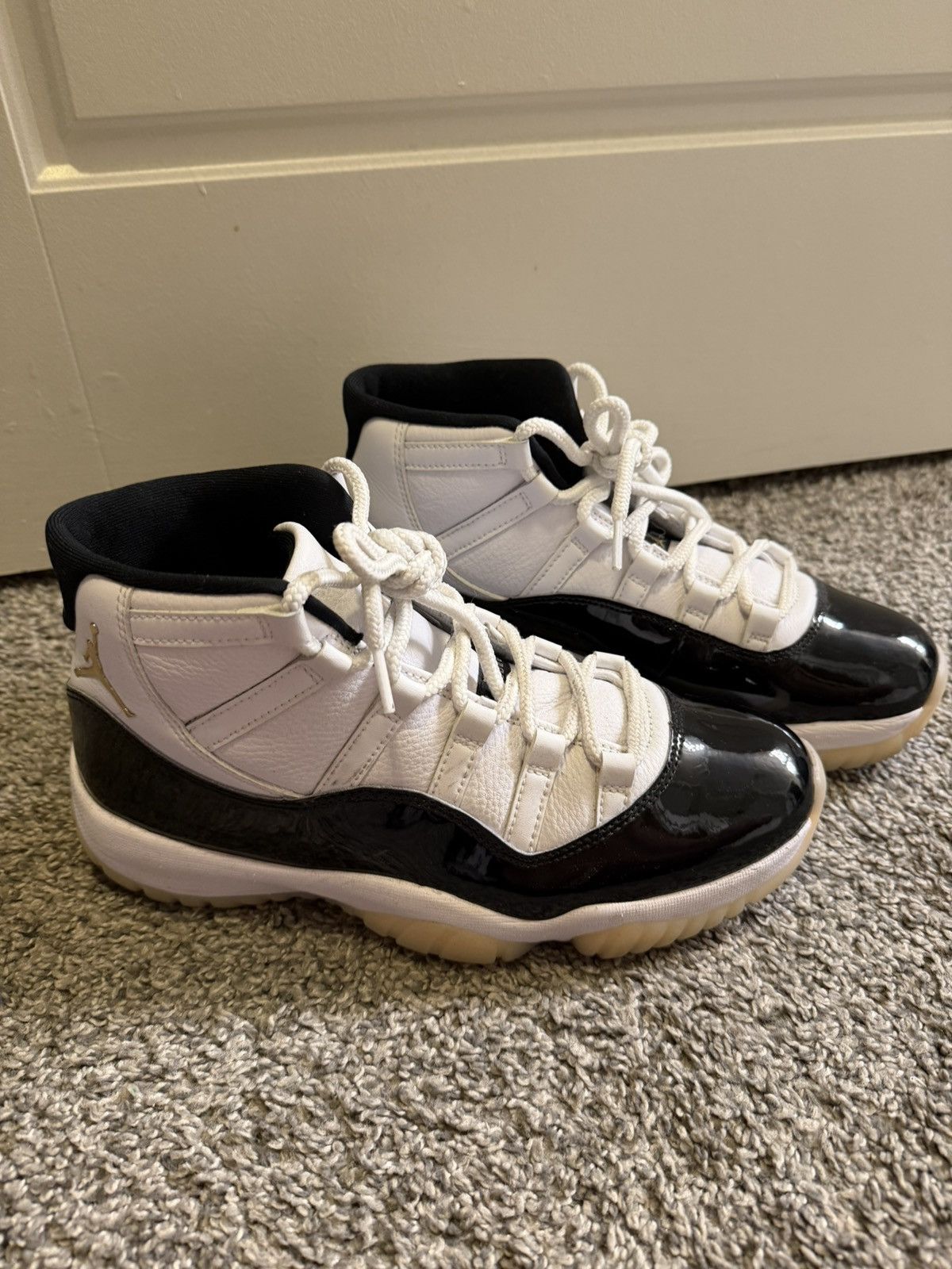 Jordan Brand Air Jordan 11 Gratitude Size US 9.5 / EU 42-43 - 2 Thumbnail