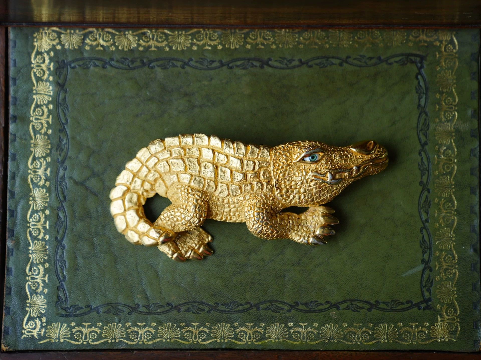 Other Margarita Barrera Vintage 24k Gold Croc Belt Buckle 1990s Size ONE SIZE - 5 Thumbnail