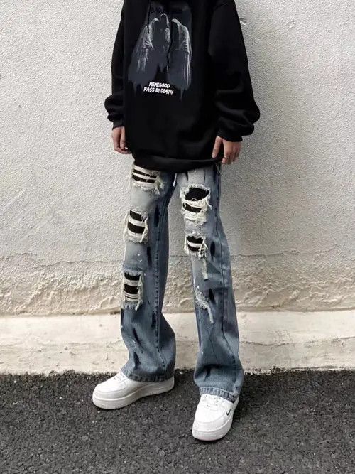 VIBE High street ripped jeans with patchwork and splashes of ink Size US 32 / EU 48 - 3 Thumbnail
