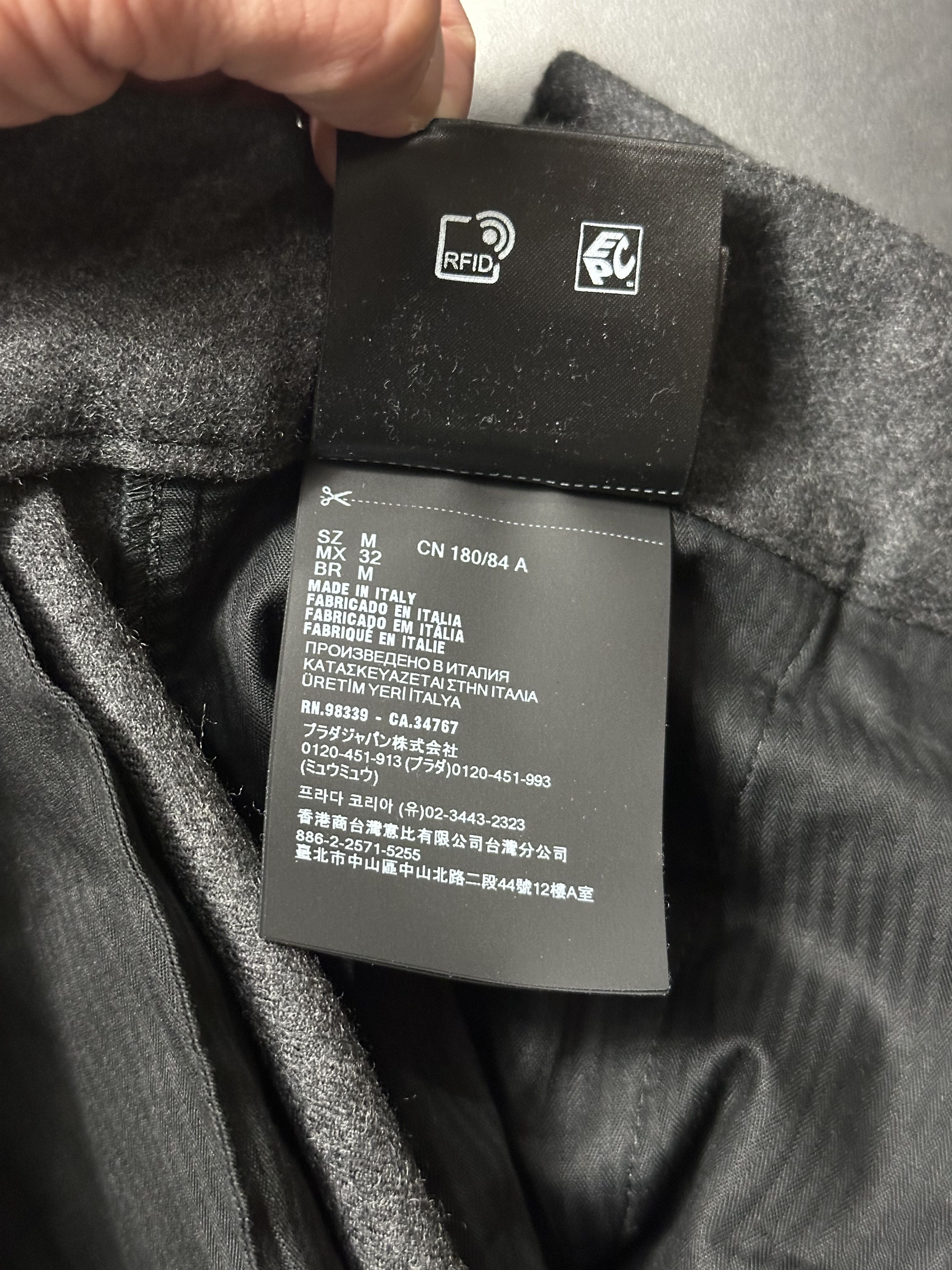 Prada Prada Wool pants with cargo pockets Size US 32 / EU 48 - 7 Thumbnail
