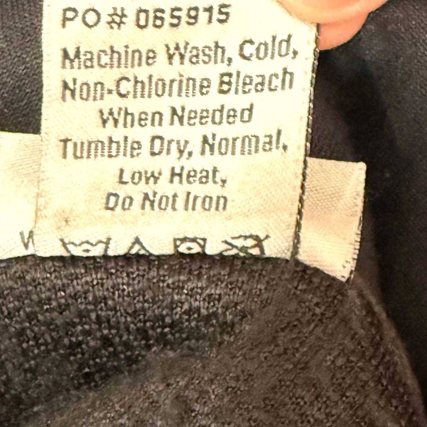 Vintage Artisans Black Fuzzy Sherpa Hoodie M Neutral Kangaroo Pocket Vacation Souvenir Size US M / EU 48-50 / 2 - 7 Thumbnail