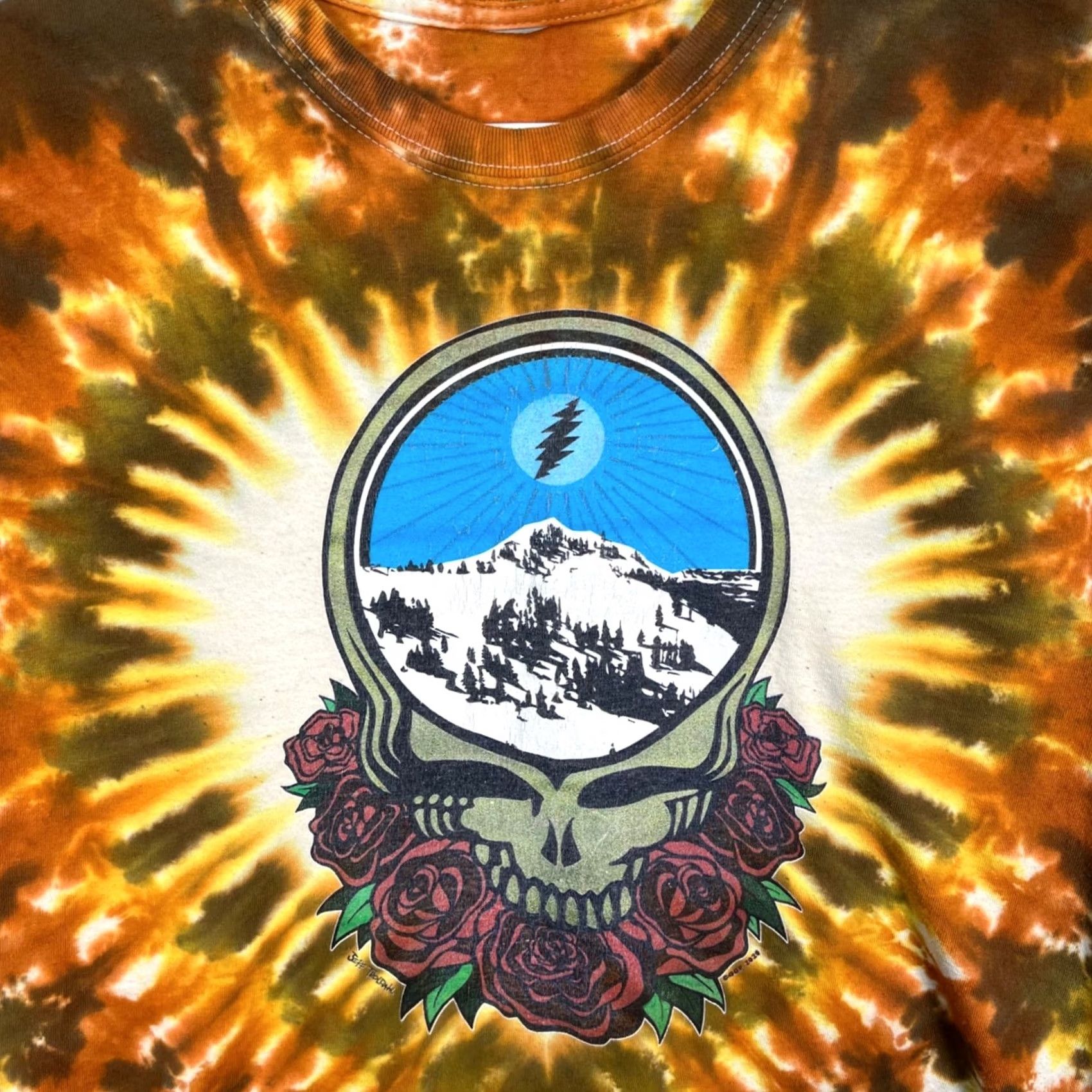 Vintage Grateful Dead T-Shirt Mens Small Tie-Dye Mountain Design Brown Orange 2020s Crew Neck Short Sleeve Graphic Print Cotton Shirt Size US S / EU 44-46 / 1 - 4 Thumbnail