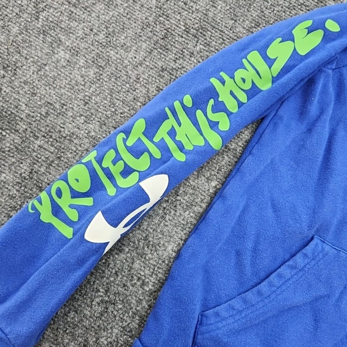Under Armour Under Armour Hoodie Boy L Blue Sweatshirt Protect This House L/S Pullover Mens Pullover Hoodie Front Pockets Size US L / EU 52-54 / 3 - 3 Thumbnail