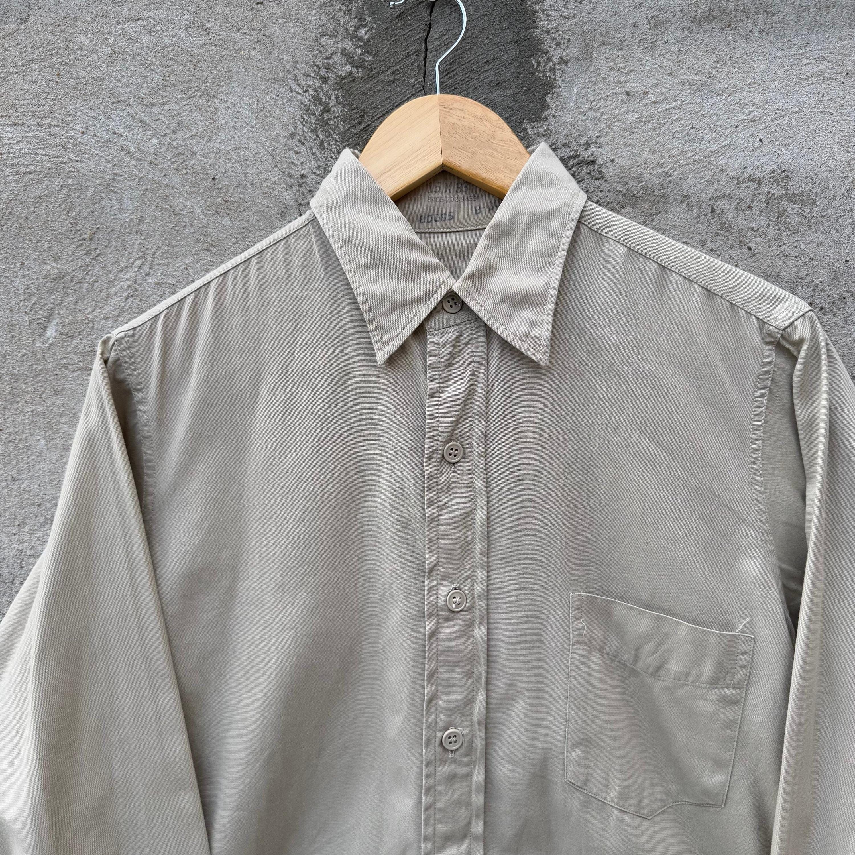 Vintage 40's US Military Tan Khaki Button Down Shirt Size US M / EU 48-50 / 2 - 3 Thumbnail