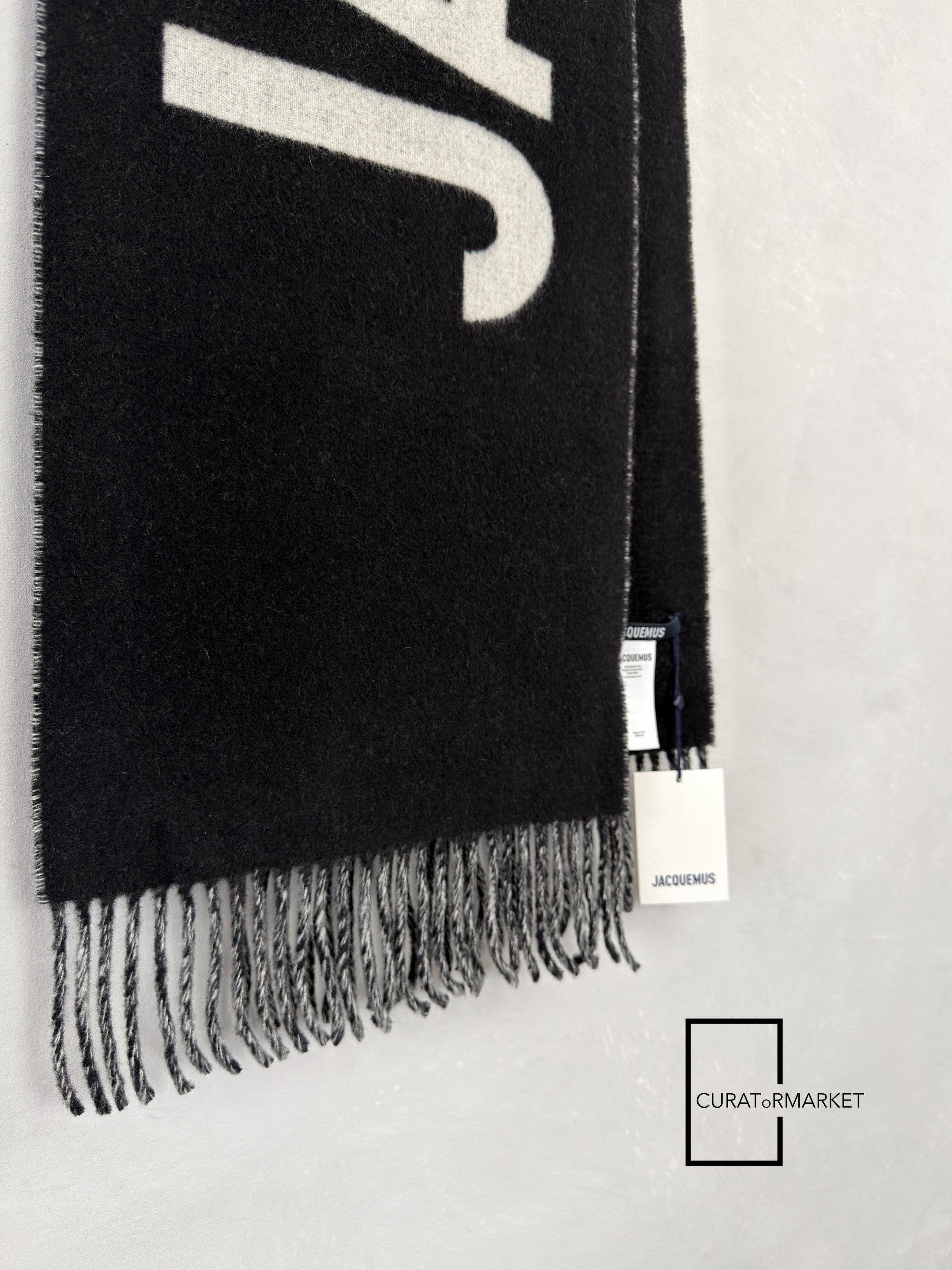 Jacquemus Contrast Iconic Logo Felted Wool Black Scarf FW25 Le Palmier Size ONE SIZE - 4 Thumbnail