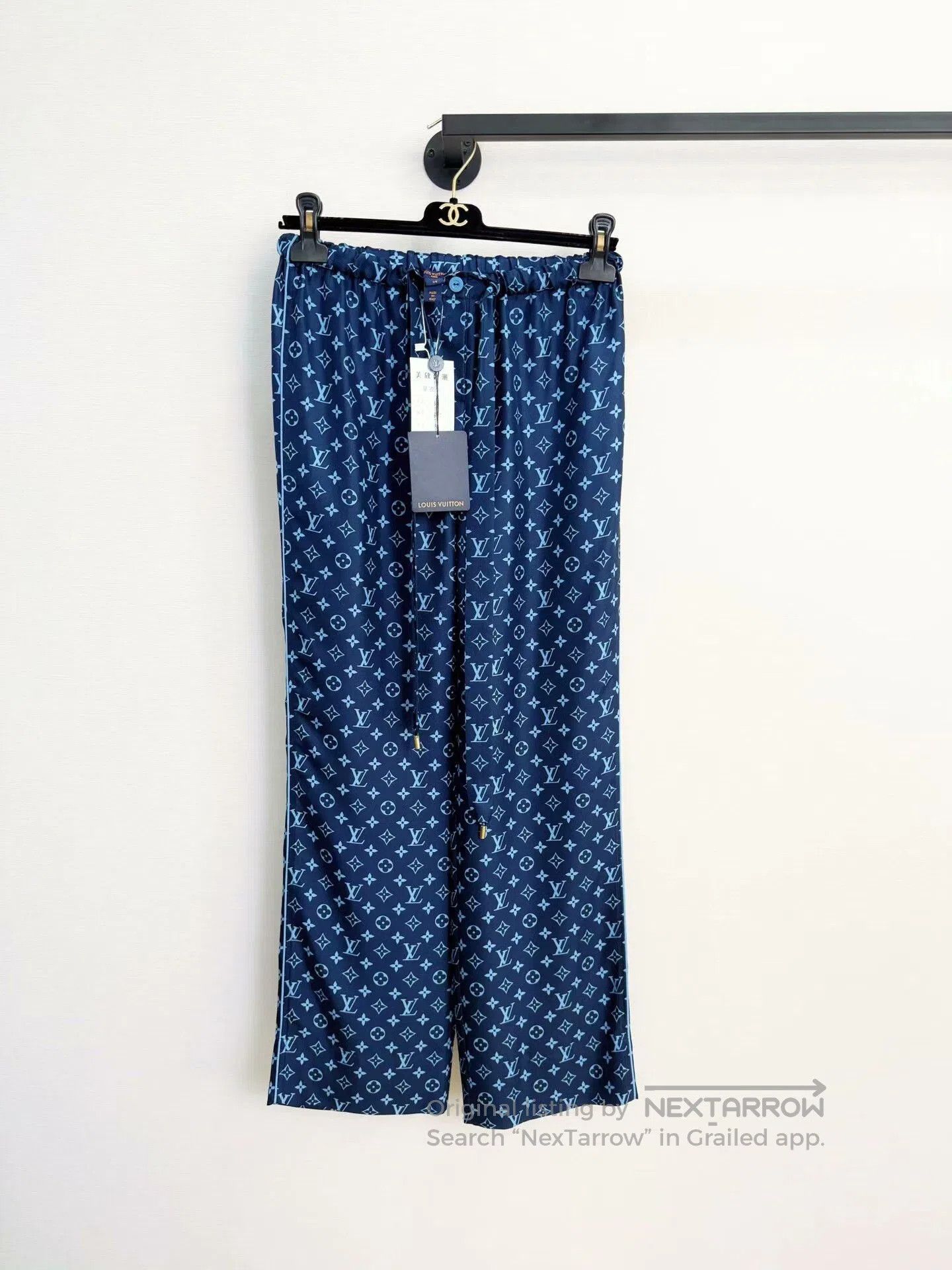 Louis Vuitton Louis Vuitton Blue Logo Print Sweatpants. Size US 34 / EU 50 - 1 Thumbnail