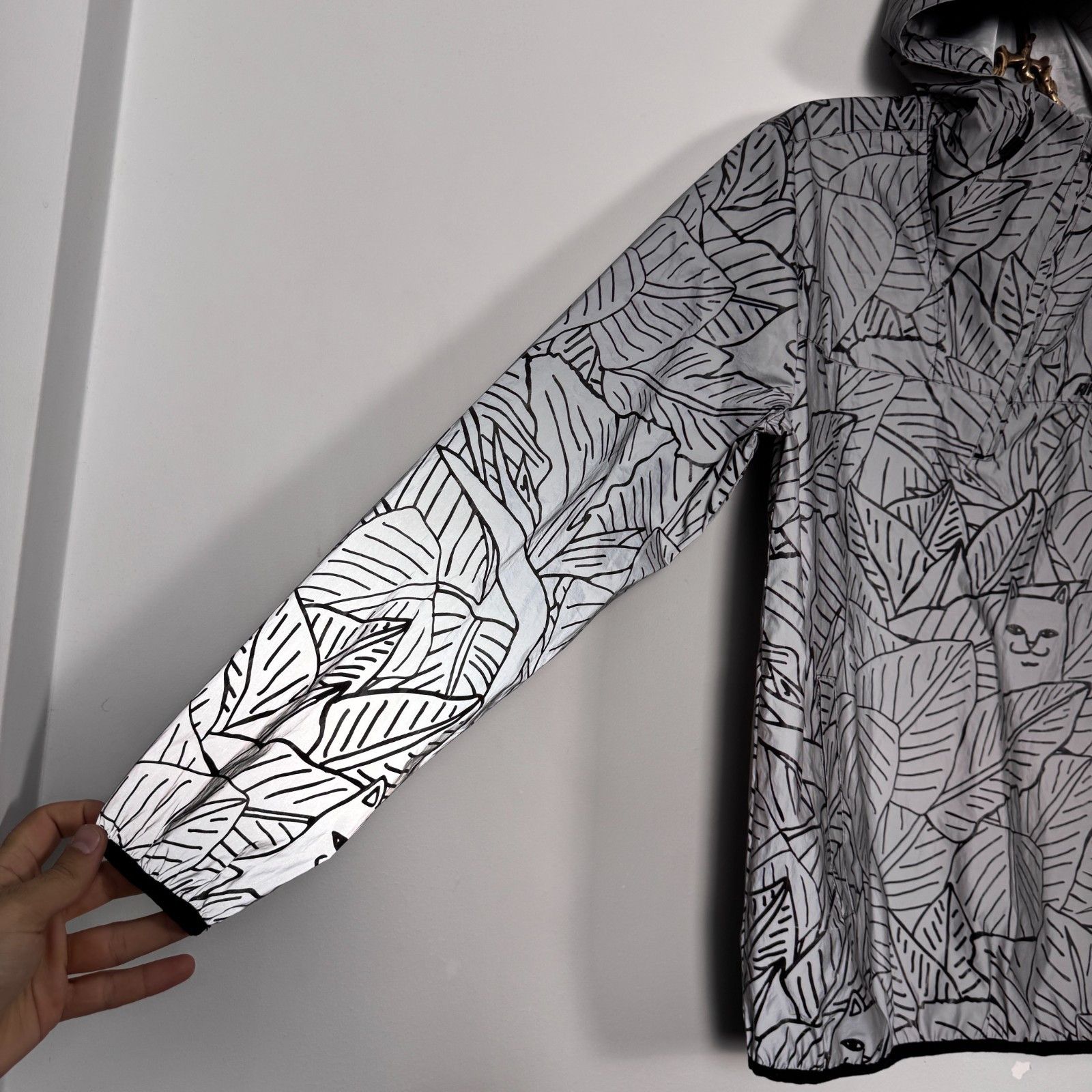 RIPNDIP RIPNDIP Vintage Printed Reflective Hooded Jacket Y2K Size US M / EU 48-50 / 2 - 6 Thumbnail