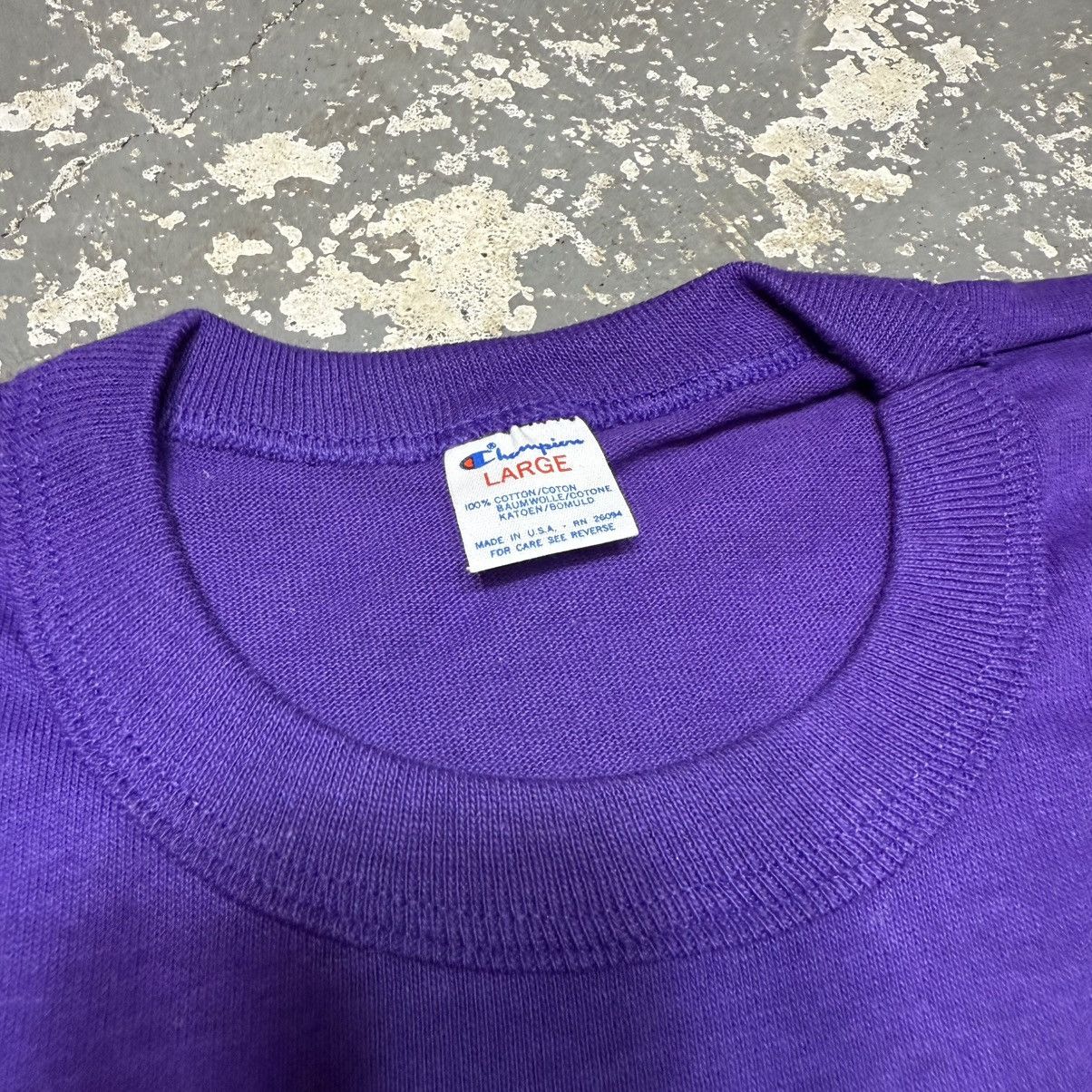 NBA Vintage Los Angeles Lakers Purple Champion NBA Purple Tshirt Size US L / EU 52-54 / 3 - 5 Thumbnail