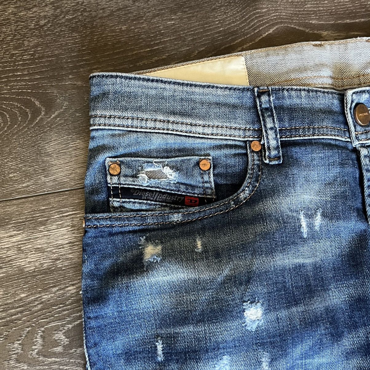Diesel Vintage Diesel Tepphar Slim Wash Blue Denim Jeans 29x30 Y2K Size US 29 - 8 Thumbnail