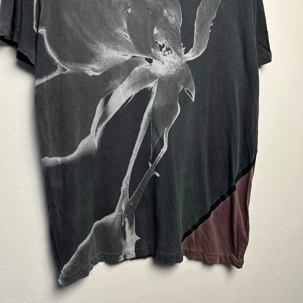 Allsaints Designer Allsaints Big graphic logo streetwear grey y2k tee Size US M / EU 48-50 / 2 - 3 Thumbnail