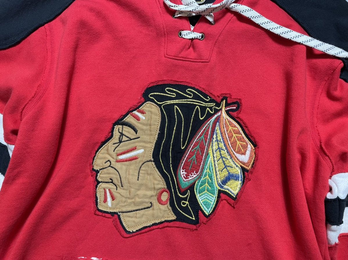 Ccm × NHL Vintage Chicago Blackhawks Hockey Jersey NHL Hoodie Big Logo Size US M / EU 48-50 / 2 - 8 Thumbnail