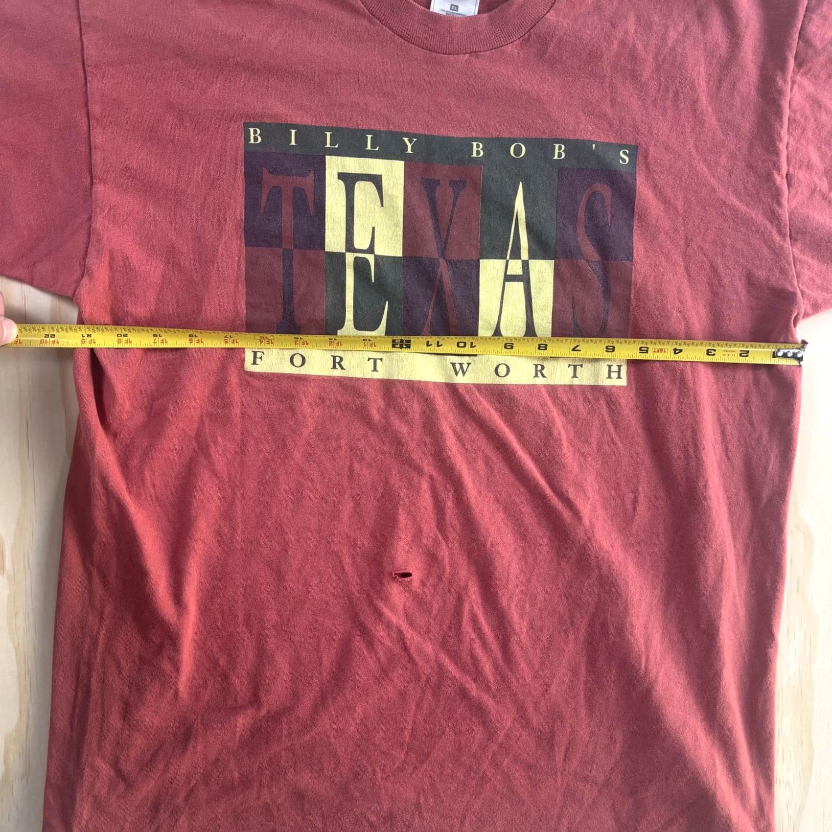 Fruit Of The Loom VINTAGE Billy Bob's Texas Fort Worth Shirt Mens XL Red Graphic Tee T-Shirt USA Size US XL / EU 56 / 4 - 4 Thumbnail