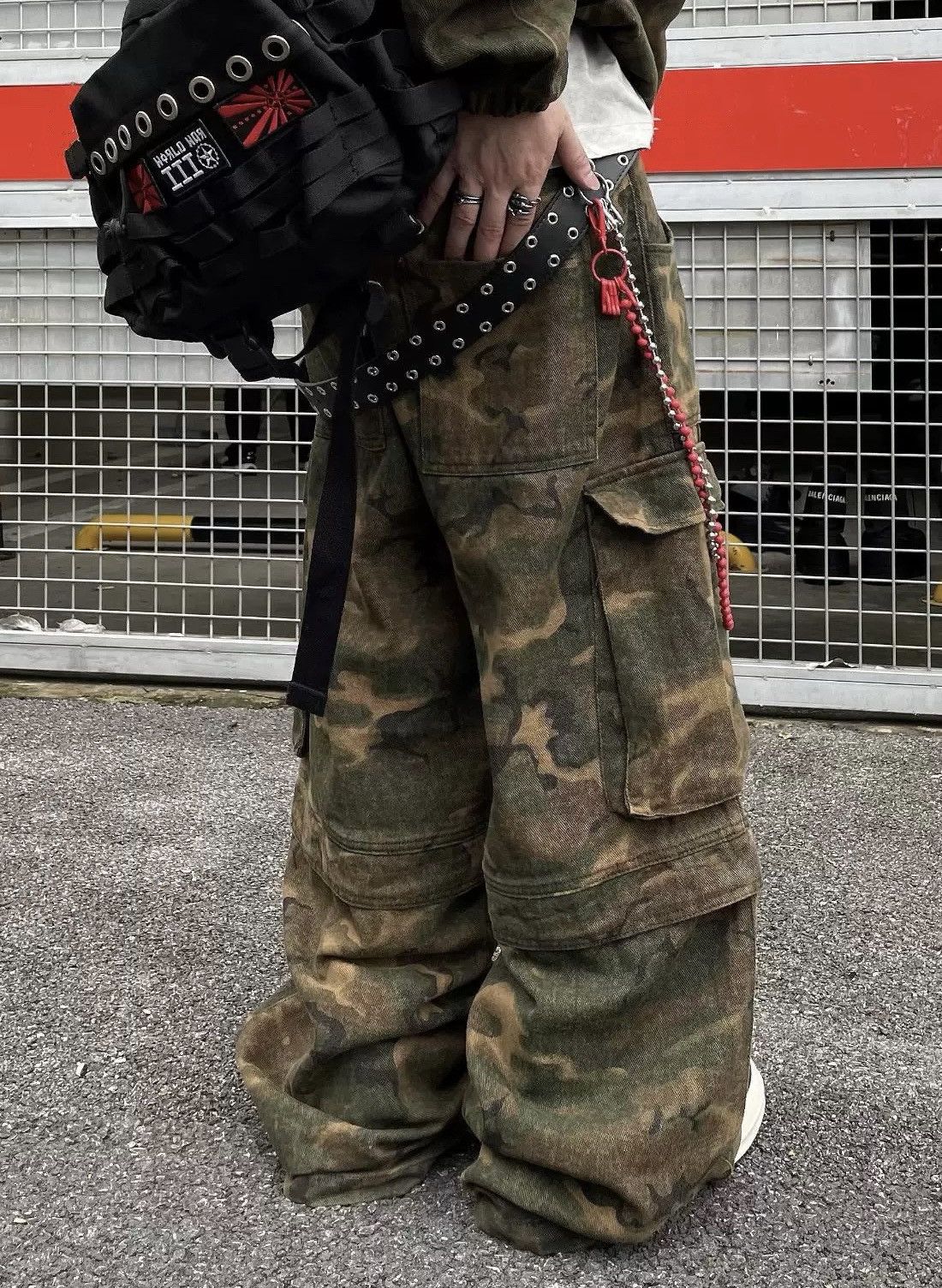 Japanese Brand × Vintage Utility grunge camouflage military baggy cargo pants Size US 30 / EU 46 - 3 Thumbnail