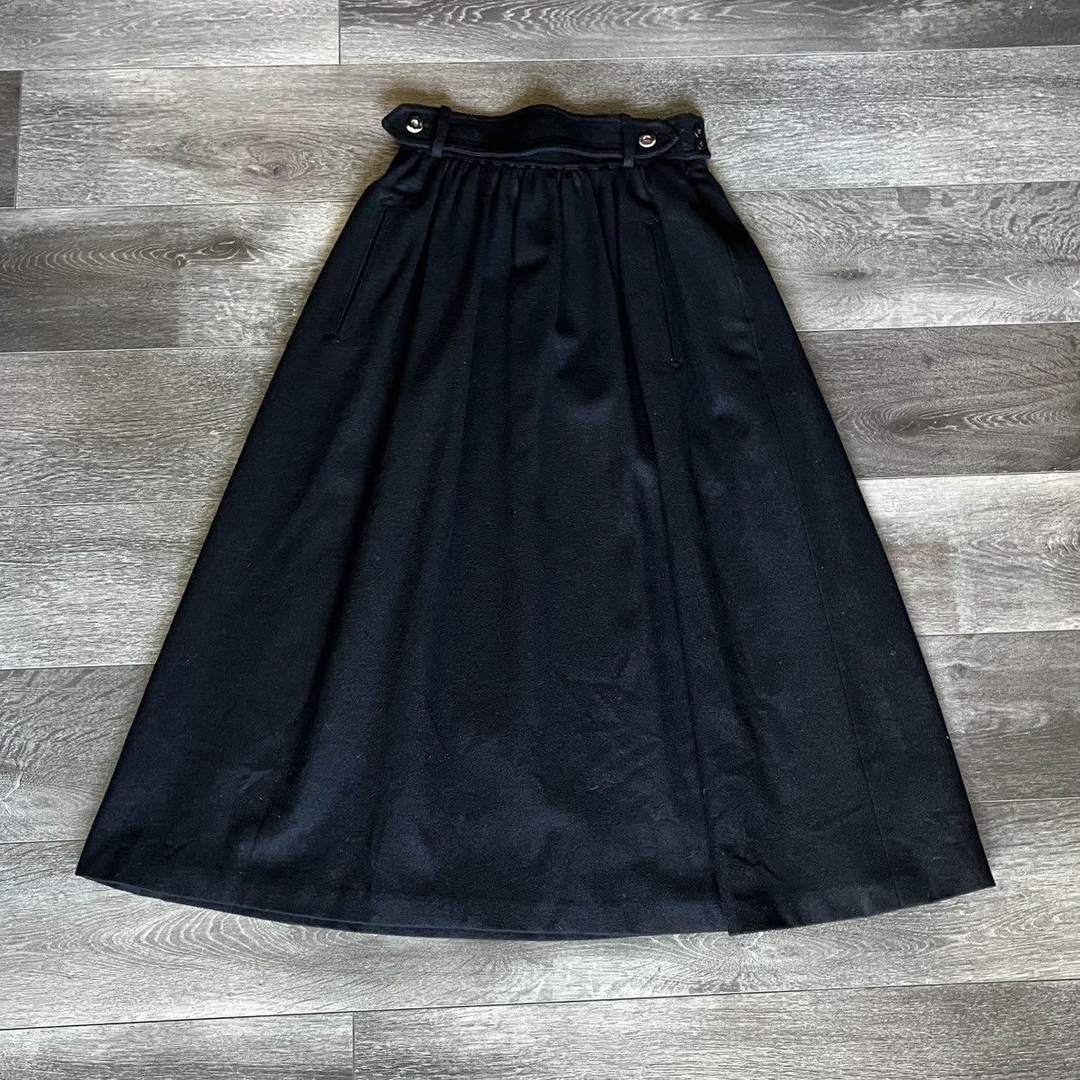 Vintage Vintage 80s Lodenfrey Pure New Wool Pleated Black Maxi Skirt Size 26" / US 2 / IT 38 - 1 Thumbnail