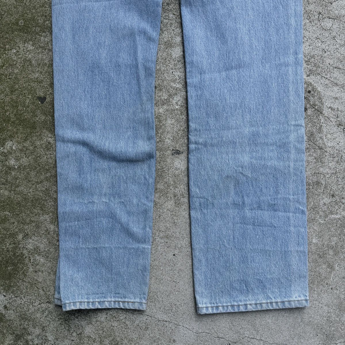 Levi's Vintage 90s Levi's 501 Light Wash Jeans 31x38 Size US 31 - 13 Thumbnail