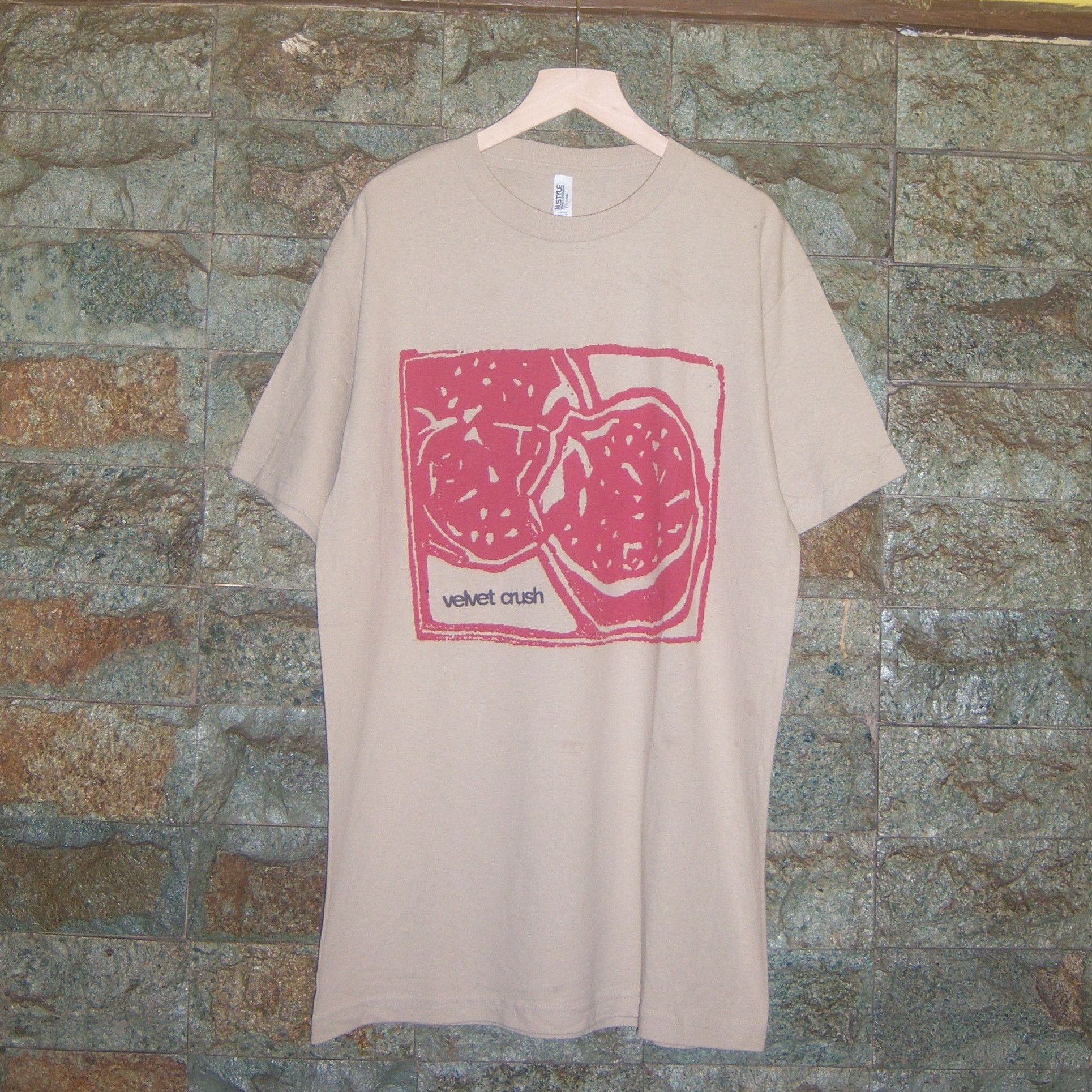 Band Tees Reprint Velvet Crush From Ep Ash and Earth Size US M / EU 48-50 / 2 - 1 Thumbnail