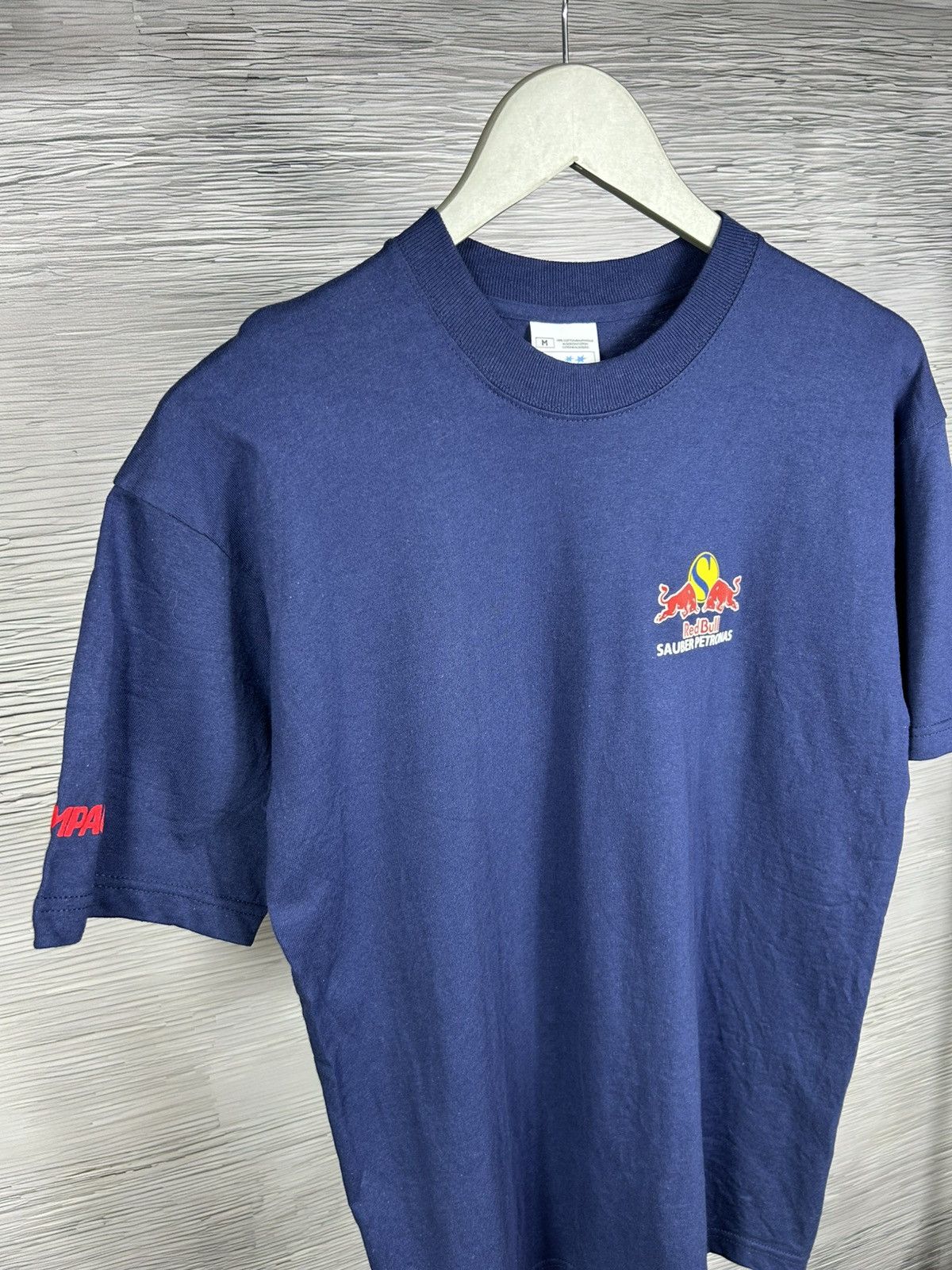 Red Bull Vintage Red Bull Sauber Petronas Racing Formula 1 T-Shirt M Size US M / EU 48-50 / 2 - 3 Thumbnail