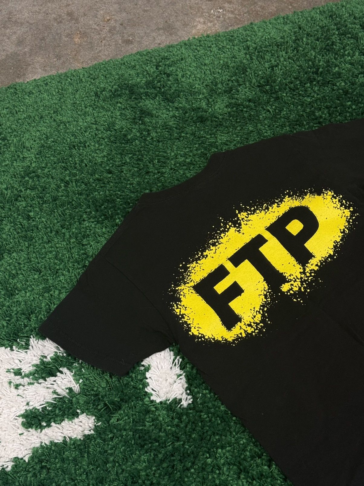 Fuck The Population Fuck The Population Splatter Yellow Black Paint Logo Tee FTP Size US S / EU 44-46 / 1 - 2 Thumbnail