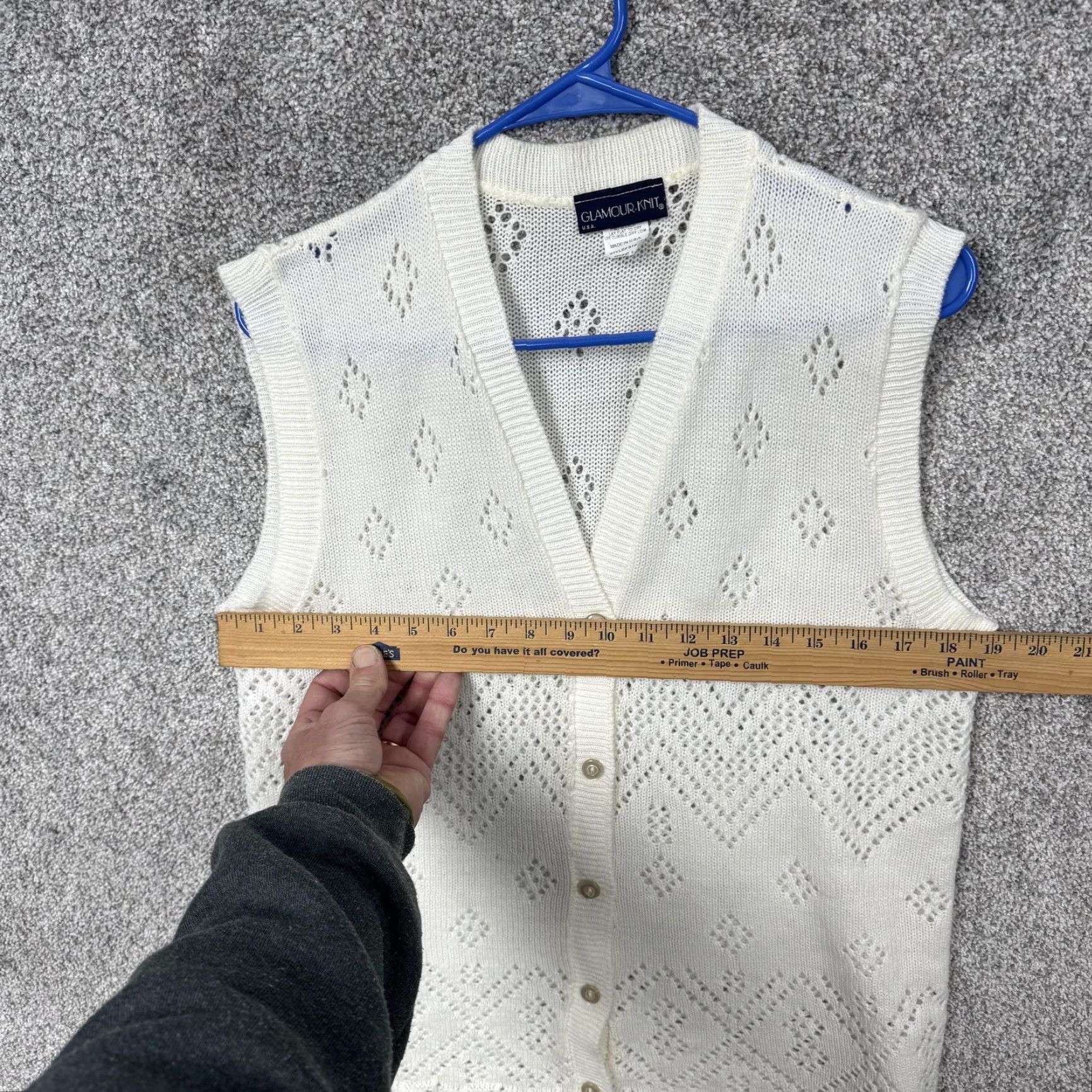 Vintage VINTAGE GLAMOUR-KNIT Sweater Vest Womens L White V-Neck Sleeveless Geometric Knit Button Front 80s 90s Cottagecore Light Academia Size L / US 10 / IT 46 - 3 Thumbnail
