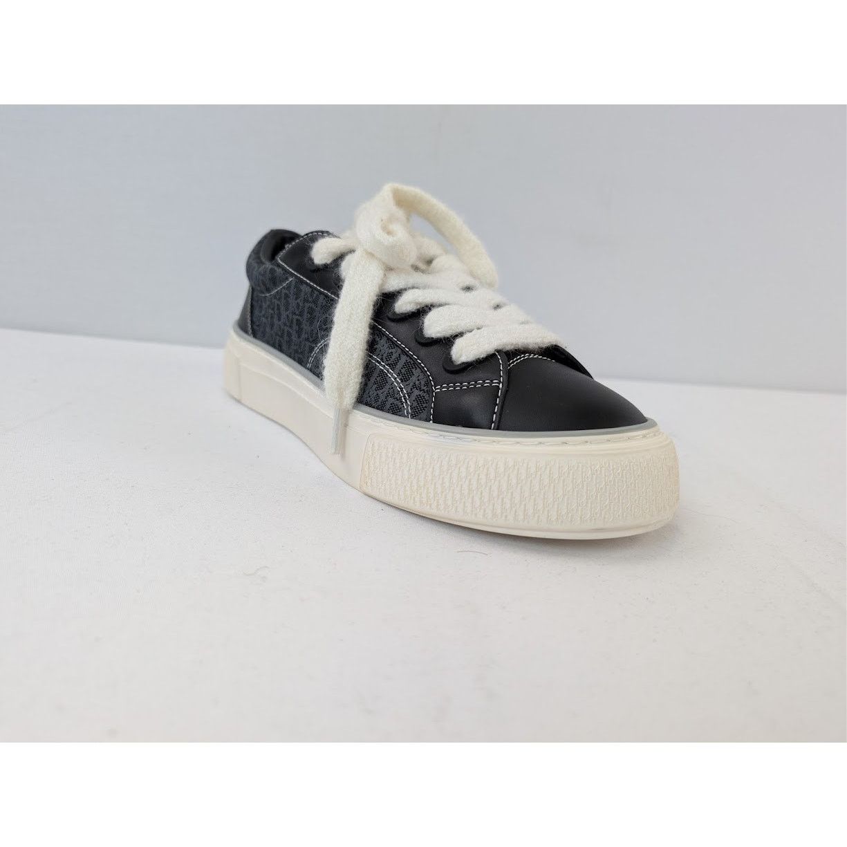 Dior o1rshd1 Q:2 / B33 Low-Top Sneakers in Black Size US 9 / EU 42 - 2 Thumbnail