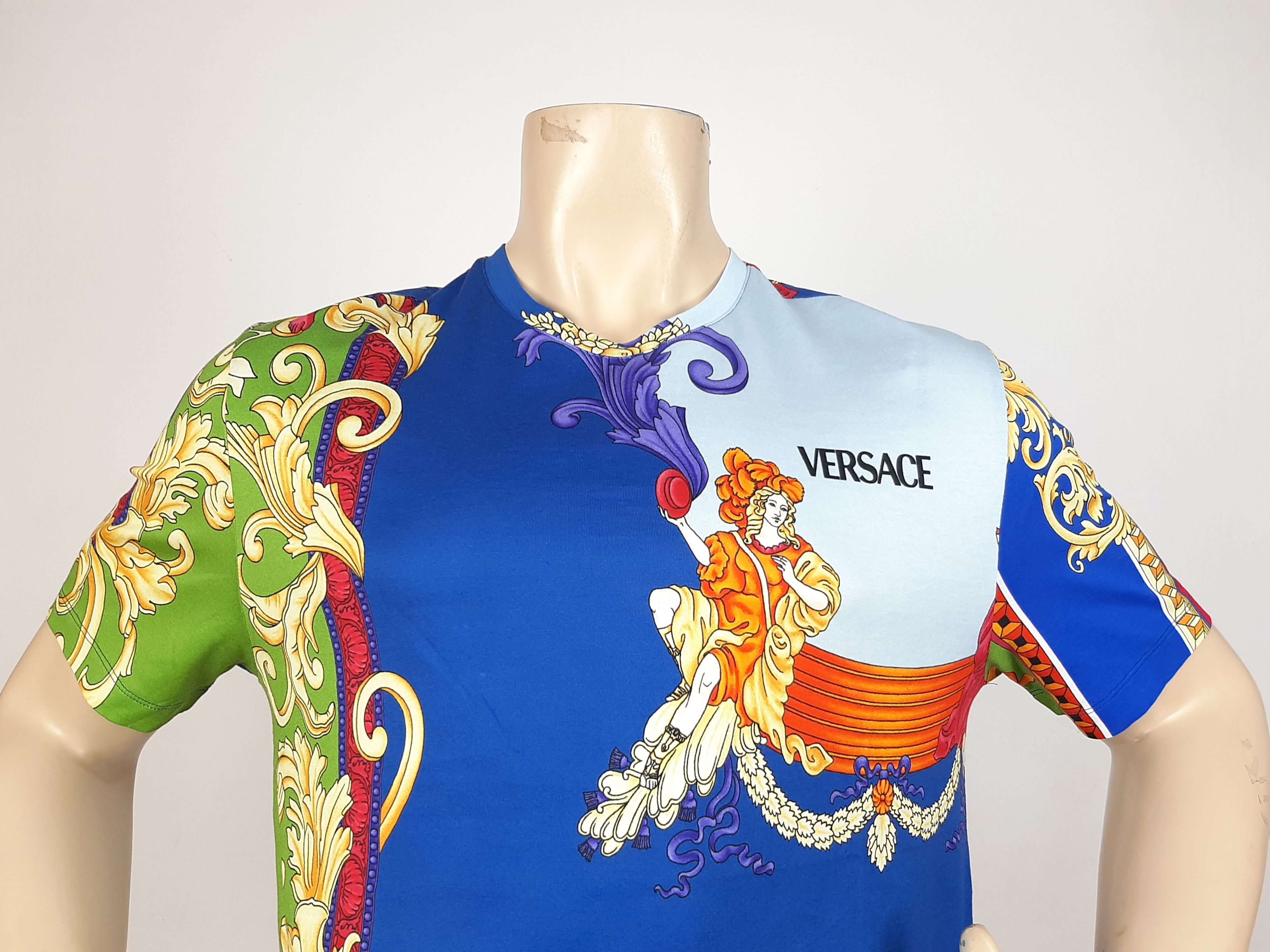Versace Versace Renaissance Medusa Print T-Shirt Men's Size M Size US M / EU 48-50 / 2 - 5 Thumbnail