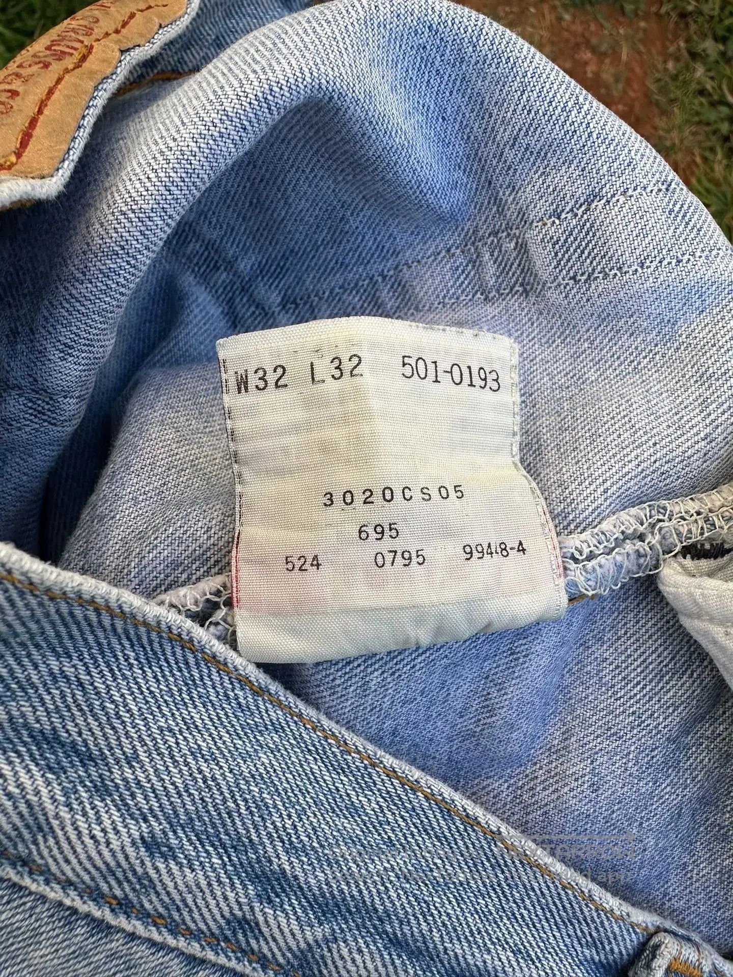 Vintage Vintage Levi's 501 90s Denim Jeans. Size US 32 / EU 48 - 6 Thumbnail