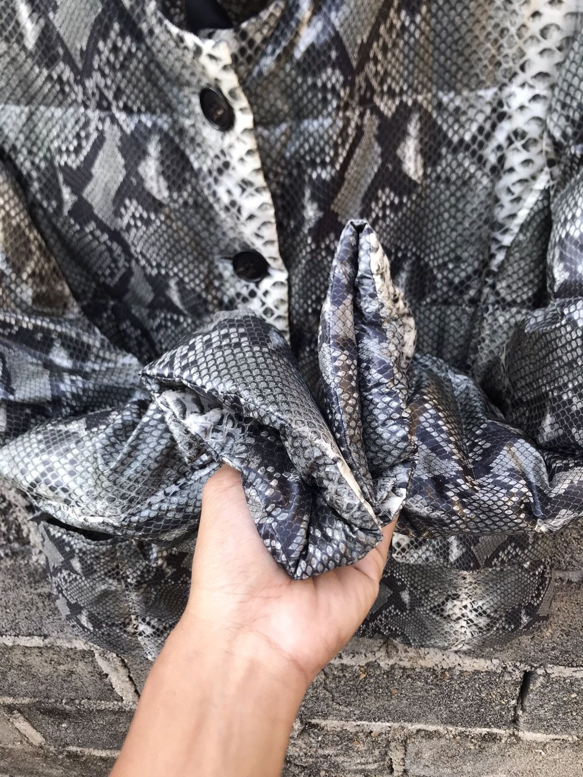 Designer × Japanese Brand × yoshie inaba ⚡️Vintage L’equipe Yoshi Inaba Snake Print Button Jacket Size S / US 4 / IT 40 - 7 Thumbnail