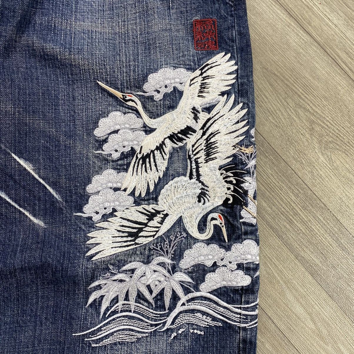 Karakuri Tamashii Vintage Karakuri Tamashii Phoenix Bird Embroidered Jeans Size US 33 - 7 Thumbnail