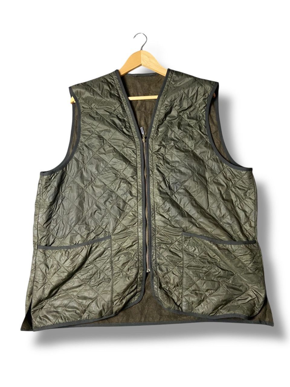 Barbour Barbour Polar Light Quilted Vest (157) Size US L / EU 52-54 / 3 - 1 Thumbnail