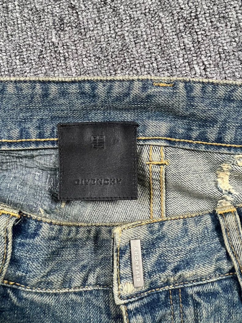 Givenchy Givenchy21fwBoro Patch Erosive Wrecking Jeans 2503-Nextarro Size US 34 / EU 50 - 4 Thumbnail