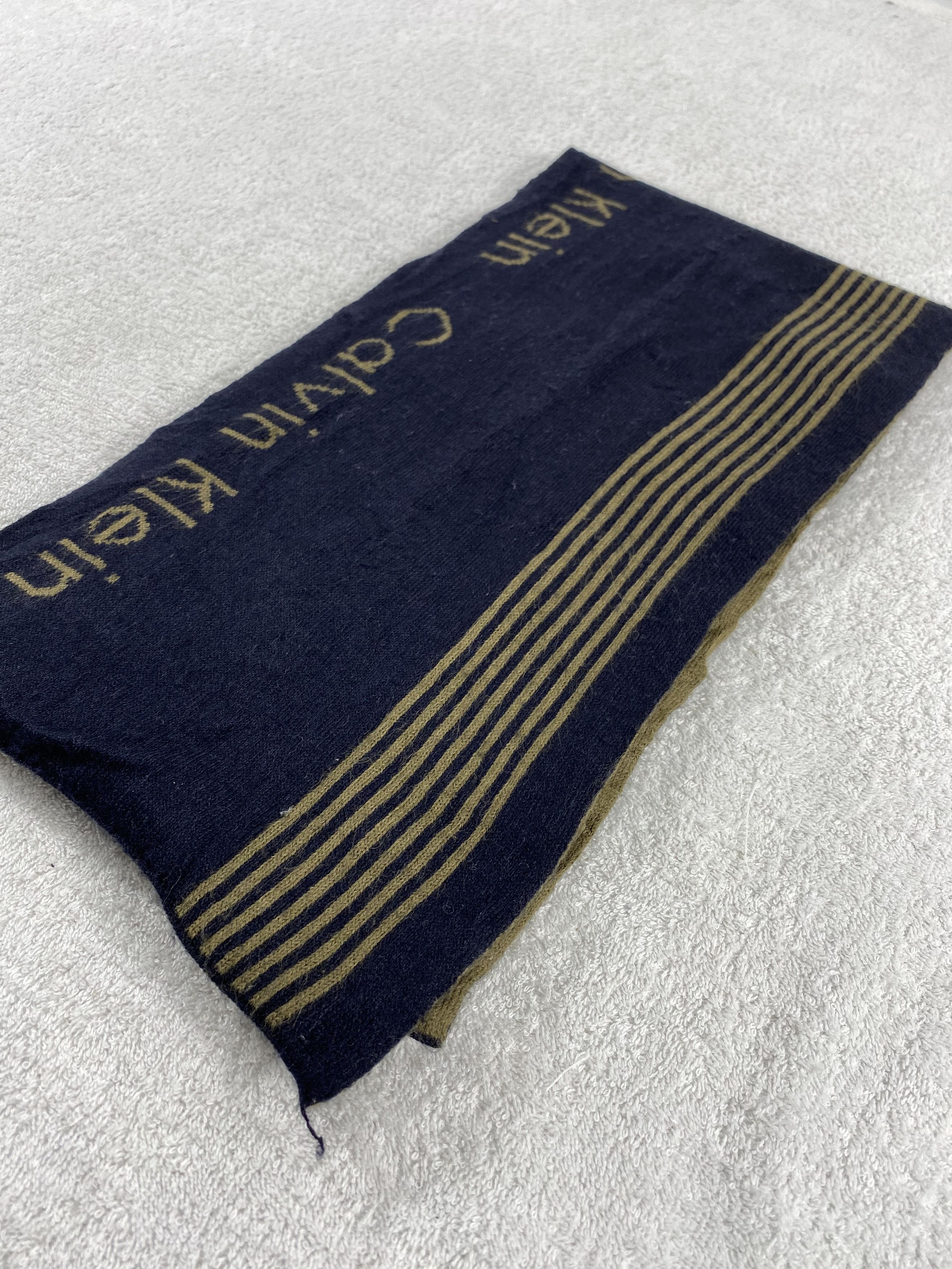 Calvin Klein Vintage Calvin Klein Scarf/Muffler/Neckwear MF631 Size ONE SIZE - 3 Thumbnail