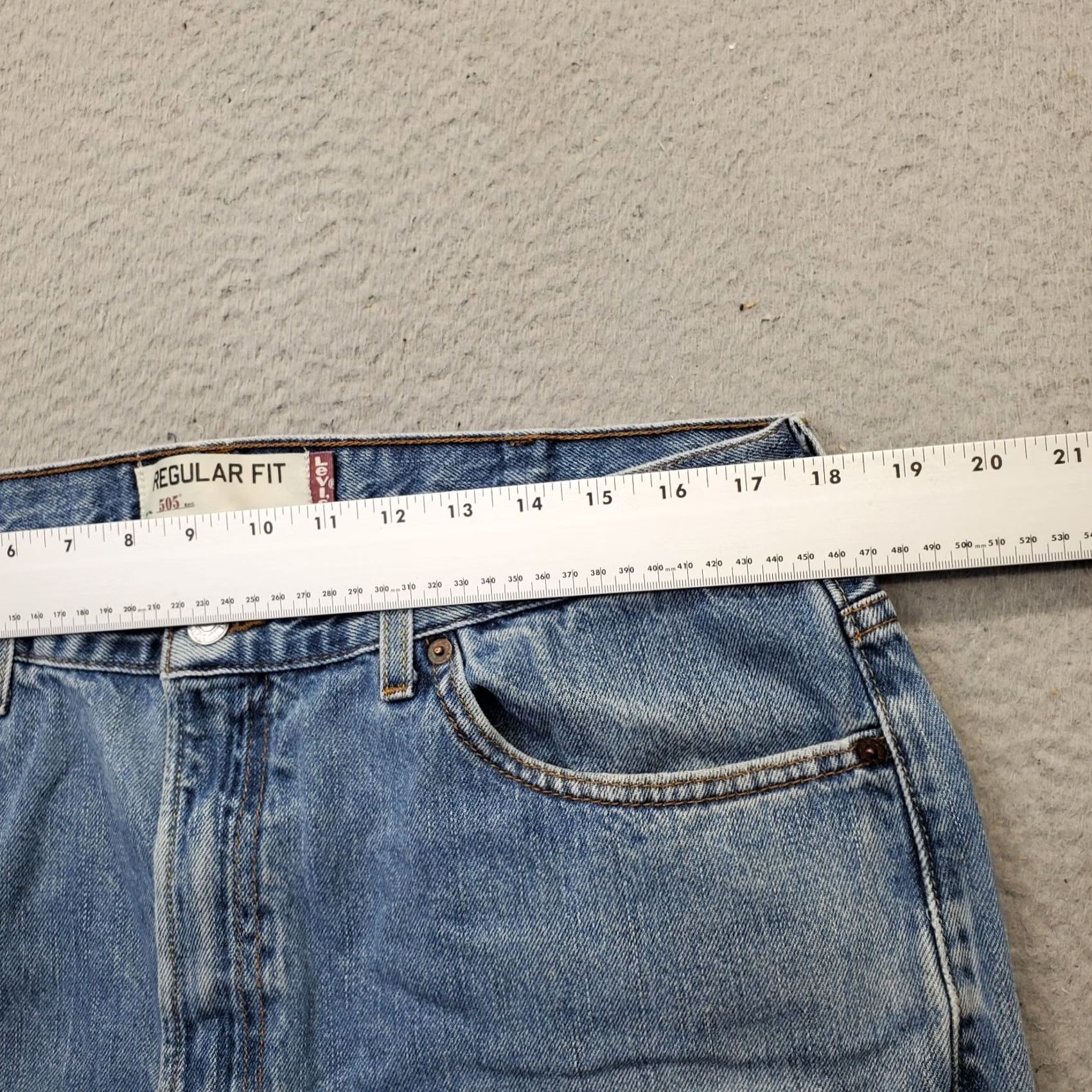 Levi's Levi's 505 Straight Jeans Mens 38x29 Blue Denim Regular Fit Streetwear Red Tab Jeans Mens Size 38 Blue Denim Regular Fit 5-Pocket Design Size US 38 / EU 54 - 6 Thumbnail