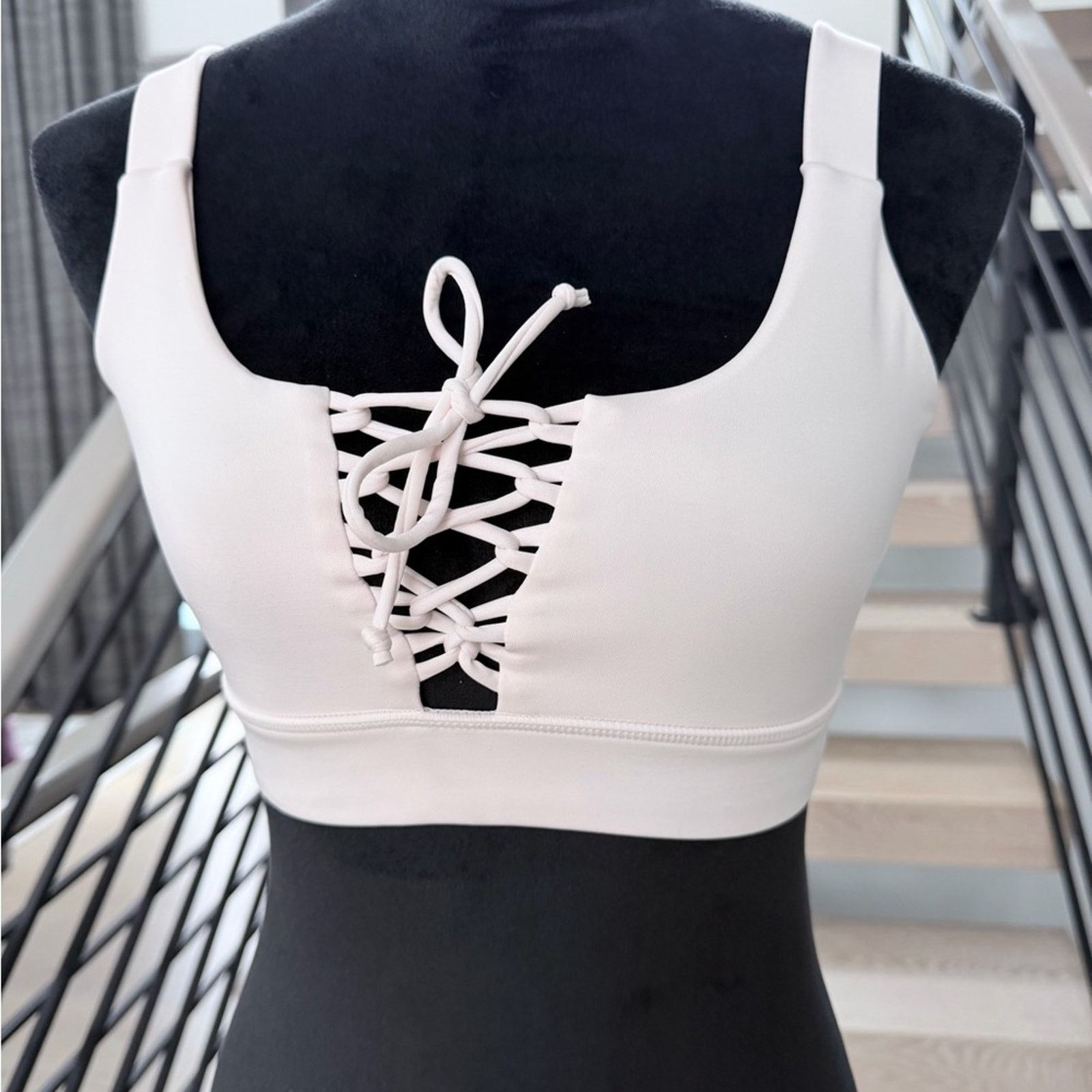 Guess New Y2K Guess Gym Athletic Lace-Up White Bralette size XS Size XS / US 0-2 / IT 36-38 - 2 Thumbnail