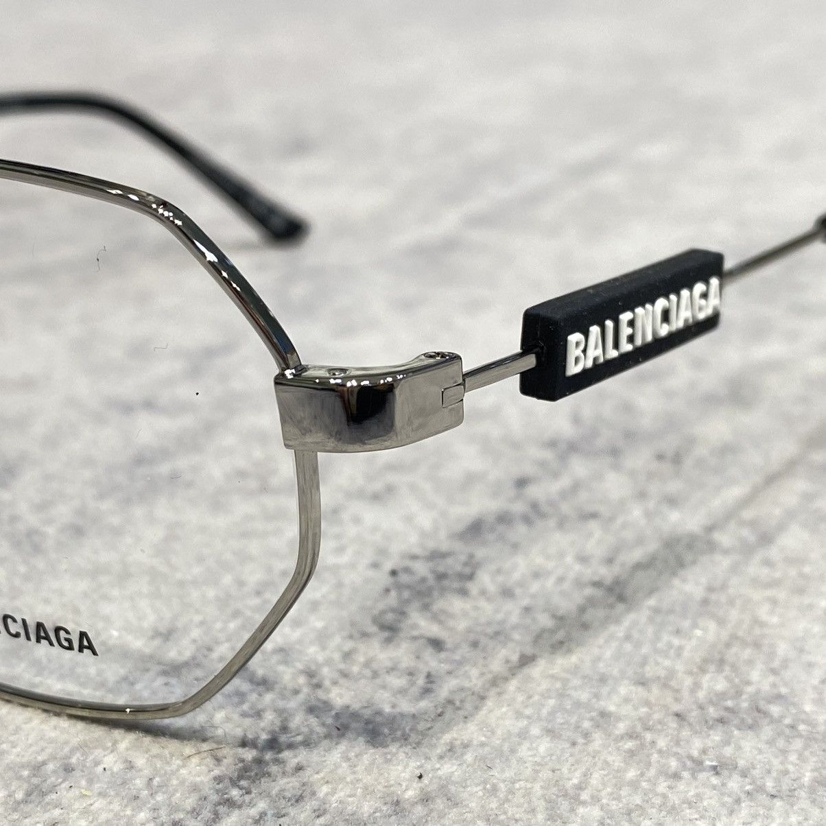 Balenciaga BALENCIAGA Balenciaga BB0117O_002 Size ONE SIZE - 2 Thumbnail