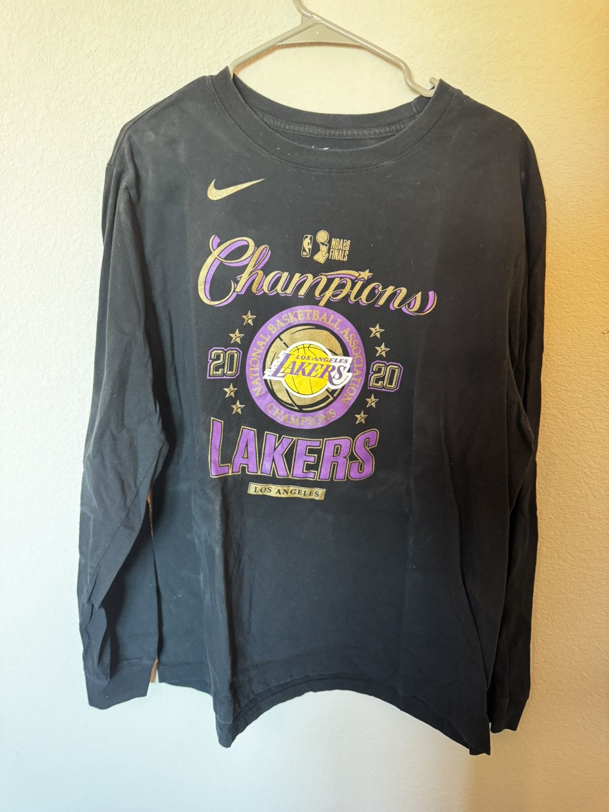 Nike Nike Lakers 2020 Championship Long Sleeve Size US XL / EU 56 / 4 - 1 Thumbnail