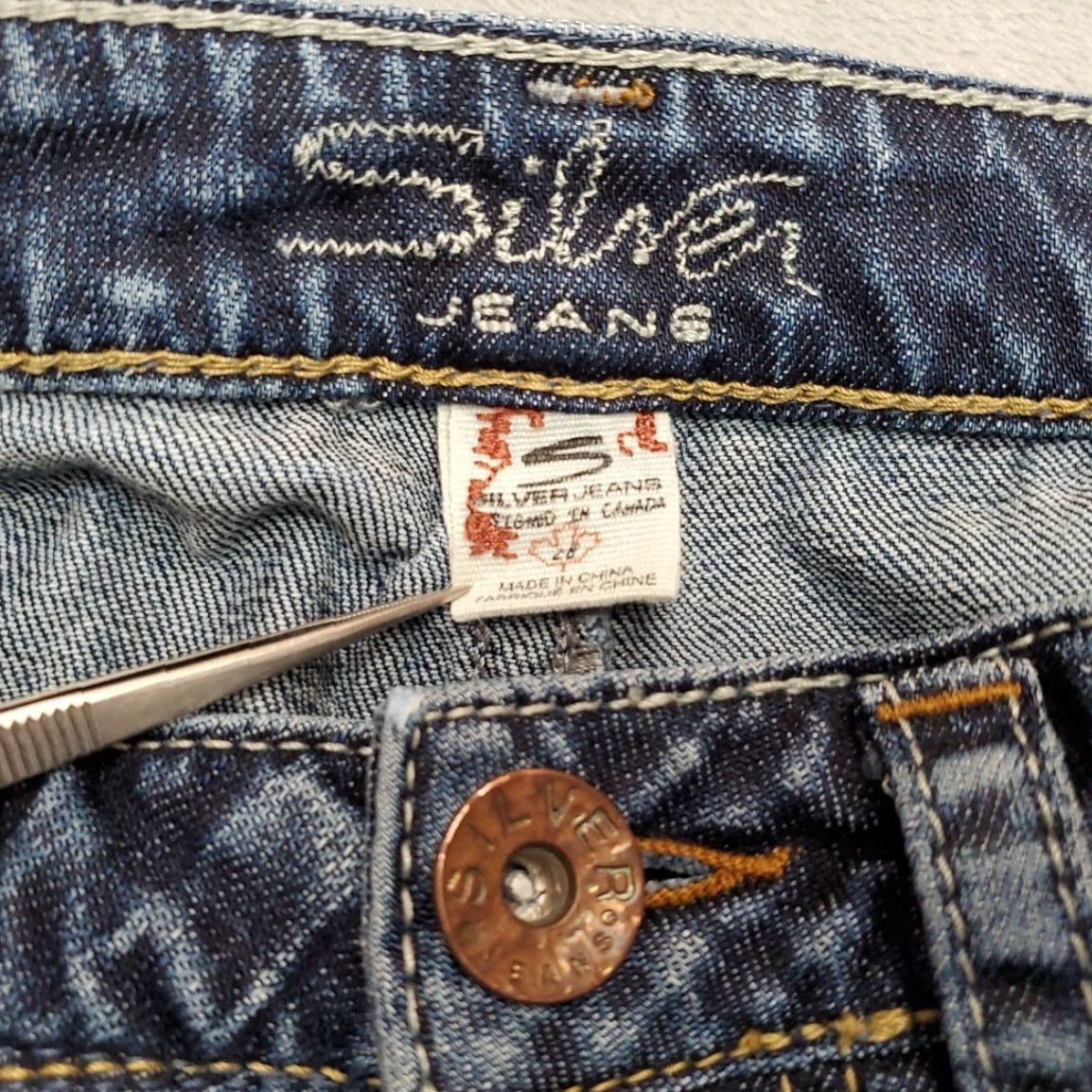 Silver Jeans Co. VINTAGE Silver Jeans Womens Jeans Flared 28x35 Blue Denim Distressed Suki Thick Stitch USA Adults Womens Size 28" / US 6 / IT 42 - 4 Thumbnail