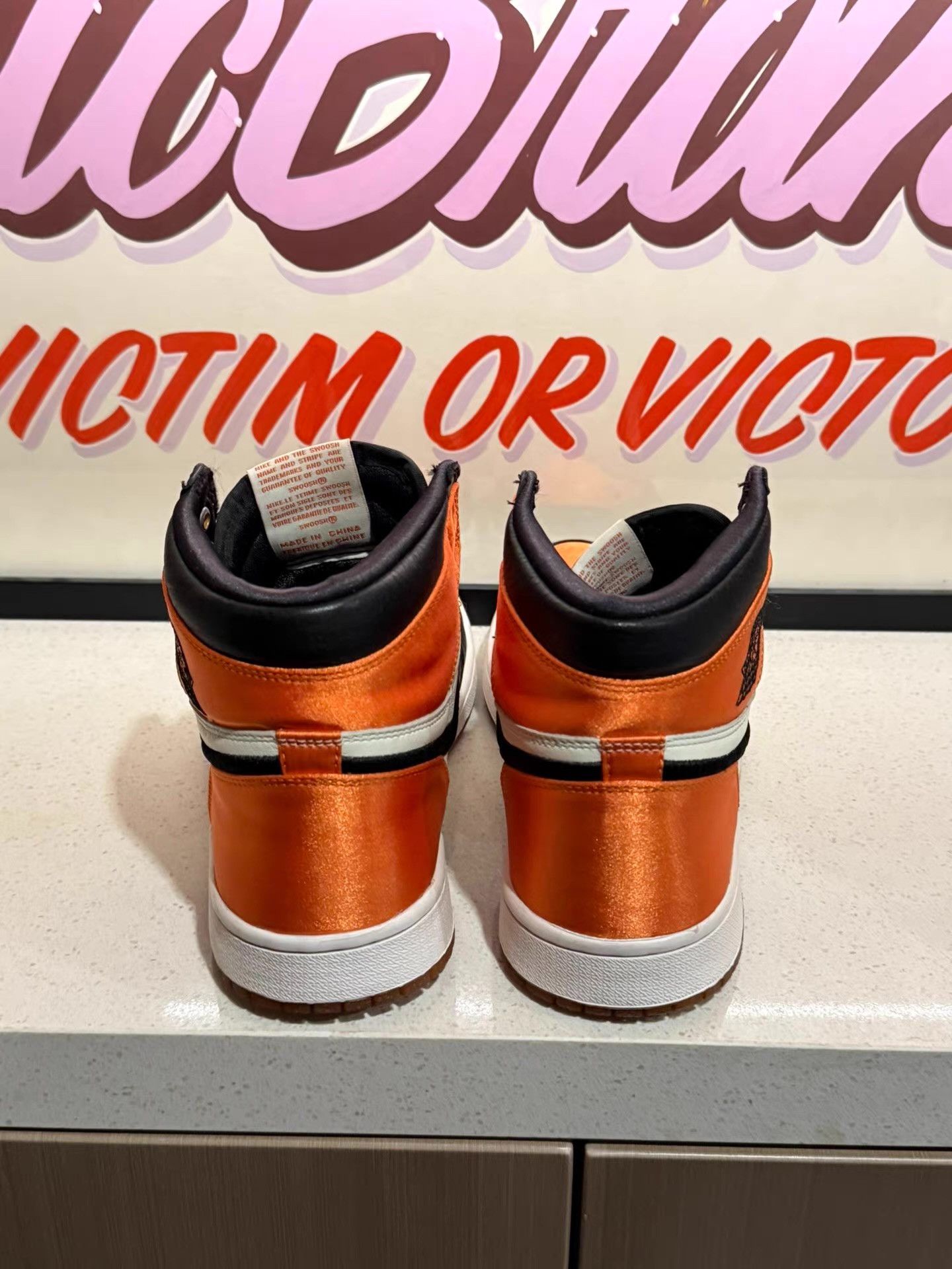 Nike Jordan Air Jordan 1 Retro High Silk Shattered Backboard Ｑ20 Size US 7.5 / EU 40-41 - 3 Thumbnail